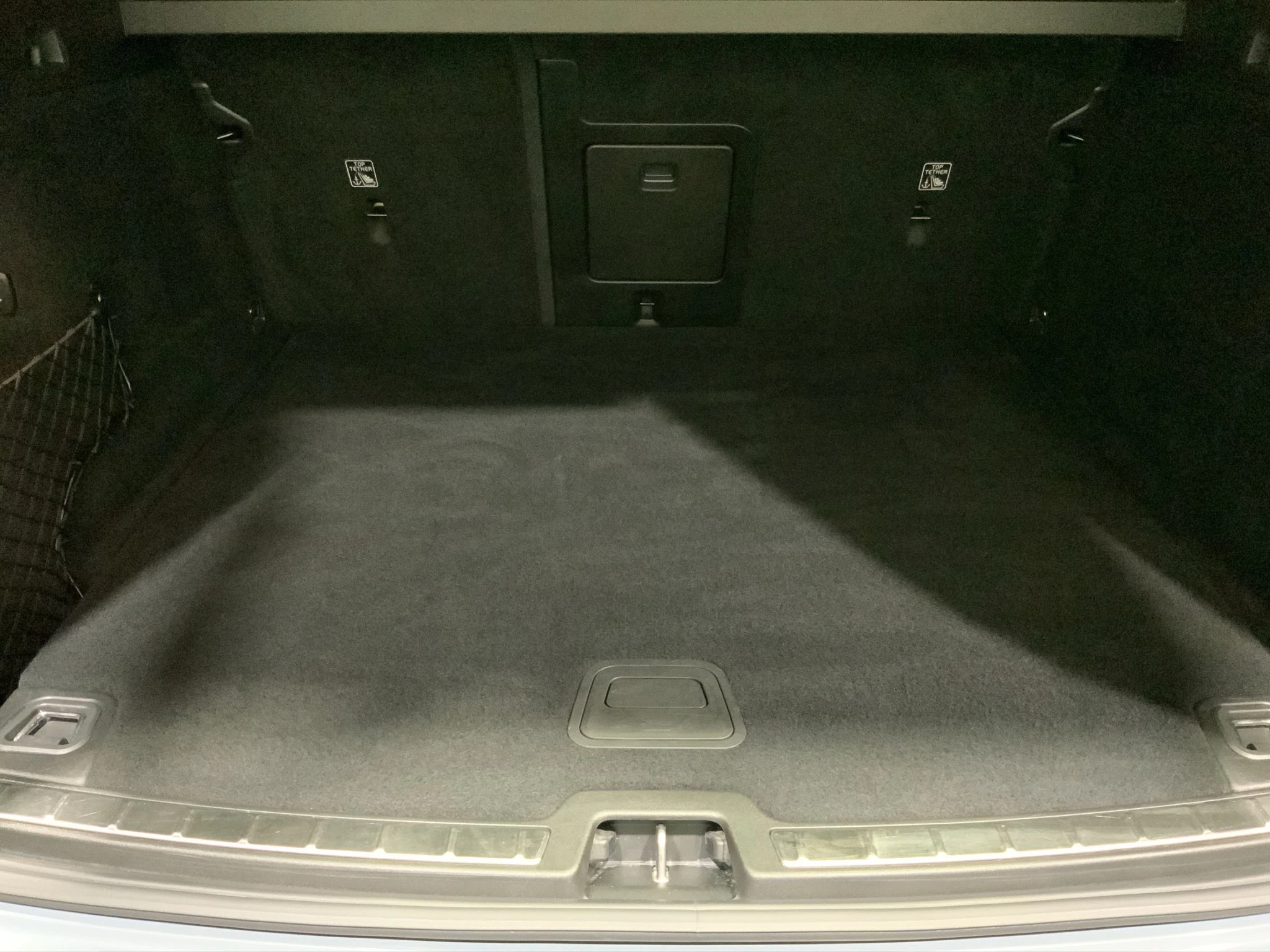 Volvo XC60 B4 Plus Dark