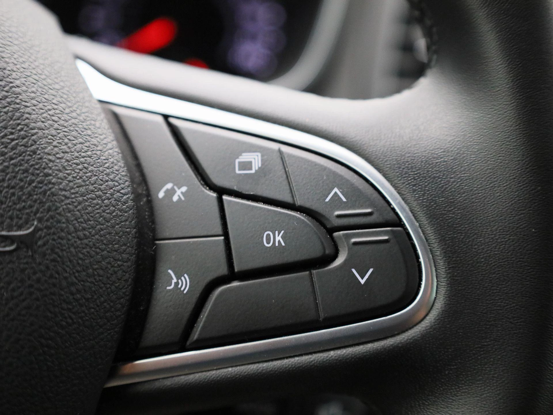 Renault-Mégane Grand Tour-image-25