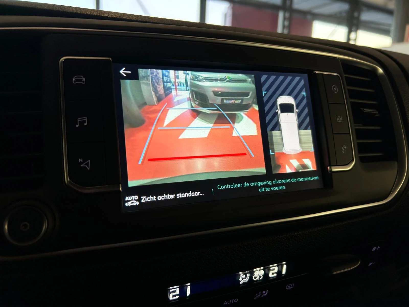Citroën-ë-Jumpy-image-8