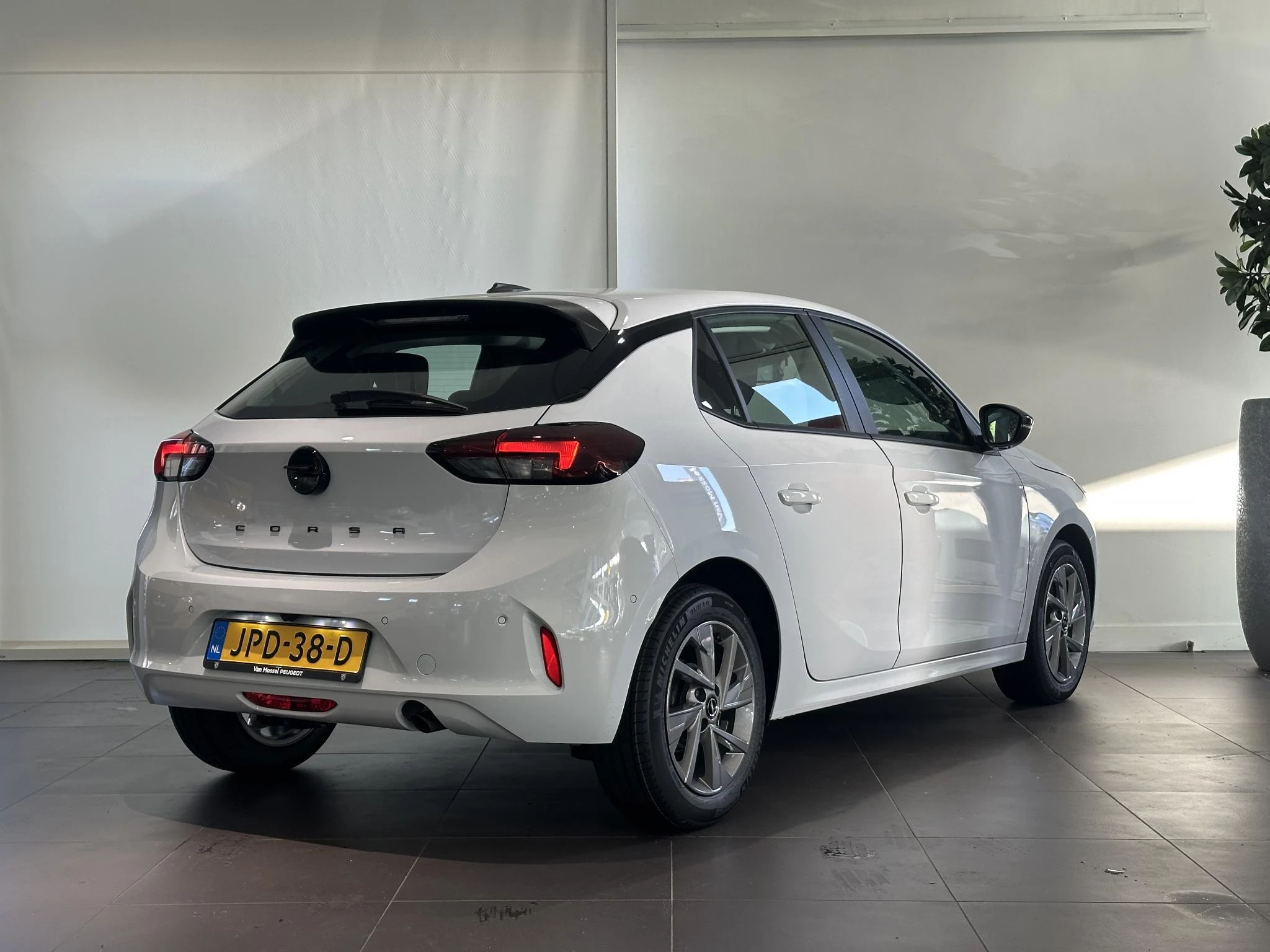 Opel-Corsa-image-4