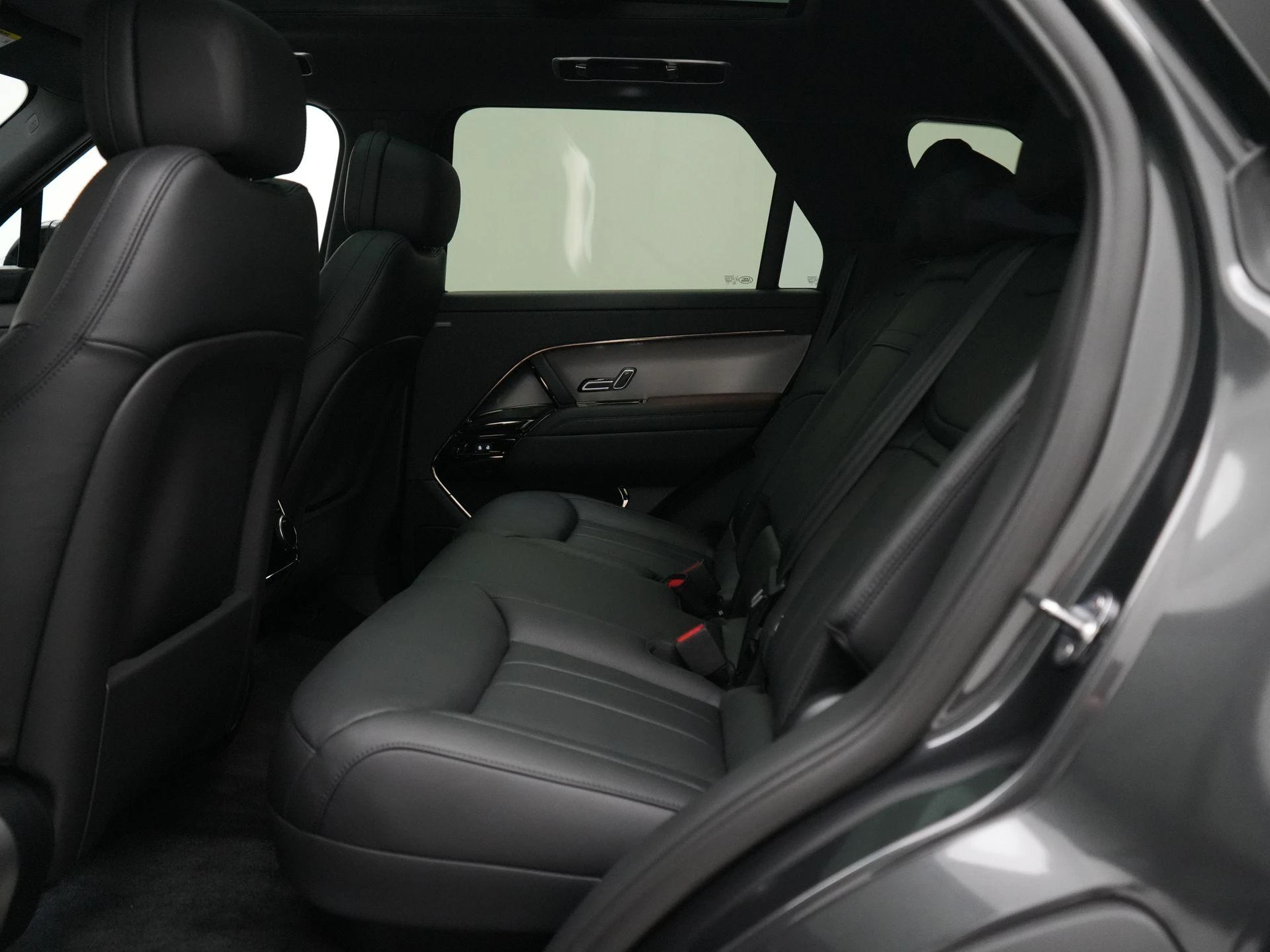Land Rover-Range Rover Sport-image-40
