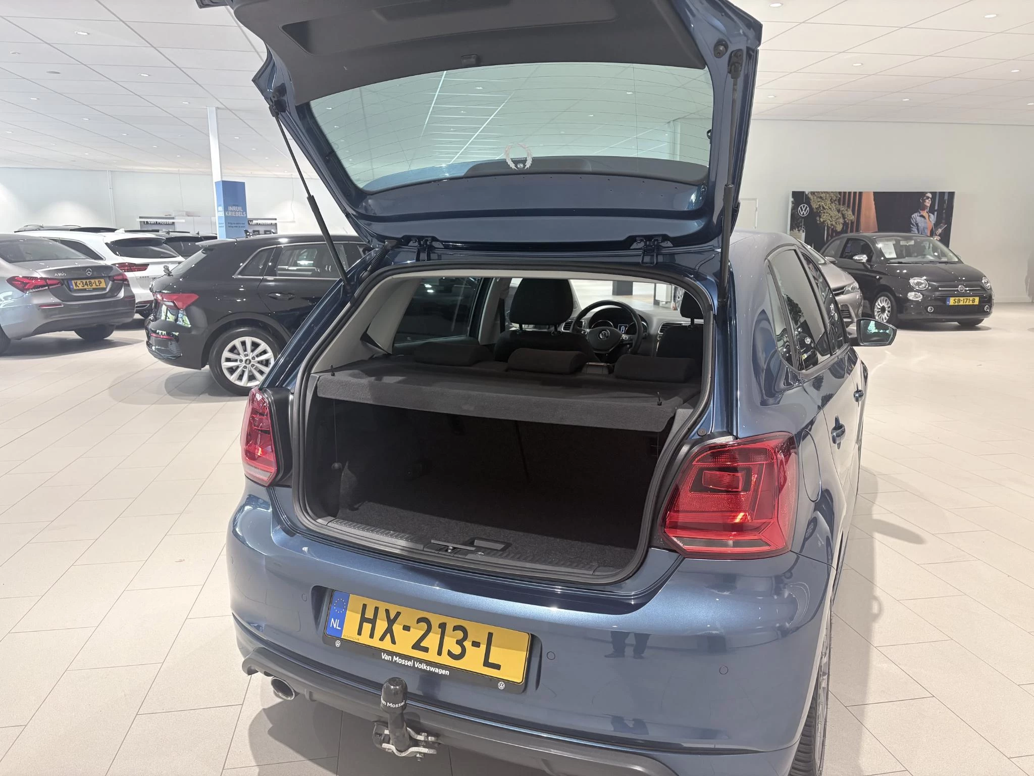 Volkswagen-Polo-image-4