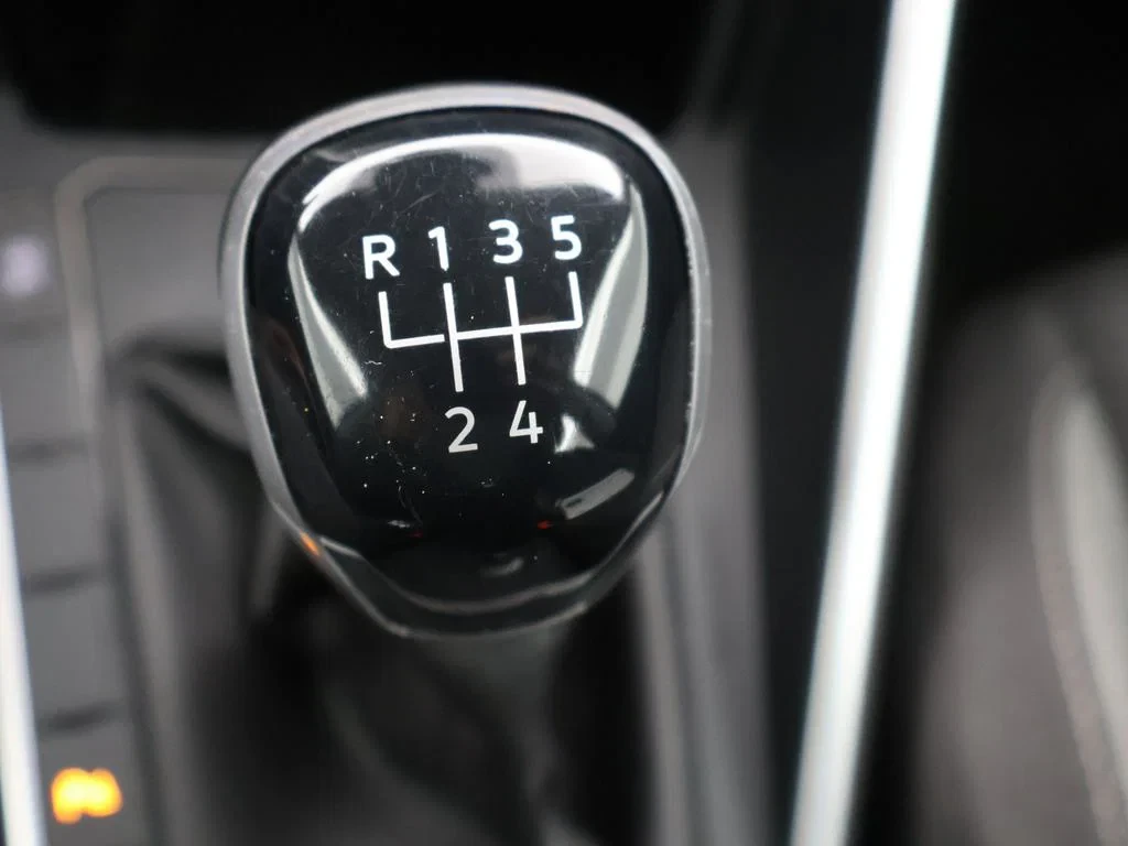 Volkswagen-Polo-image-22