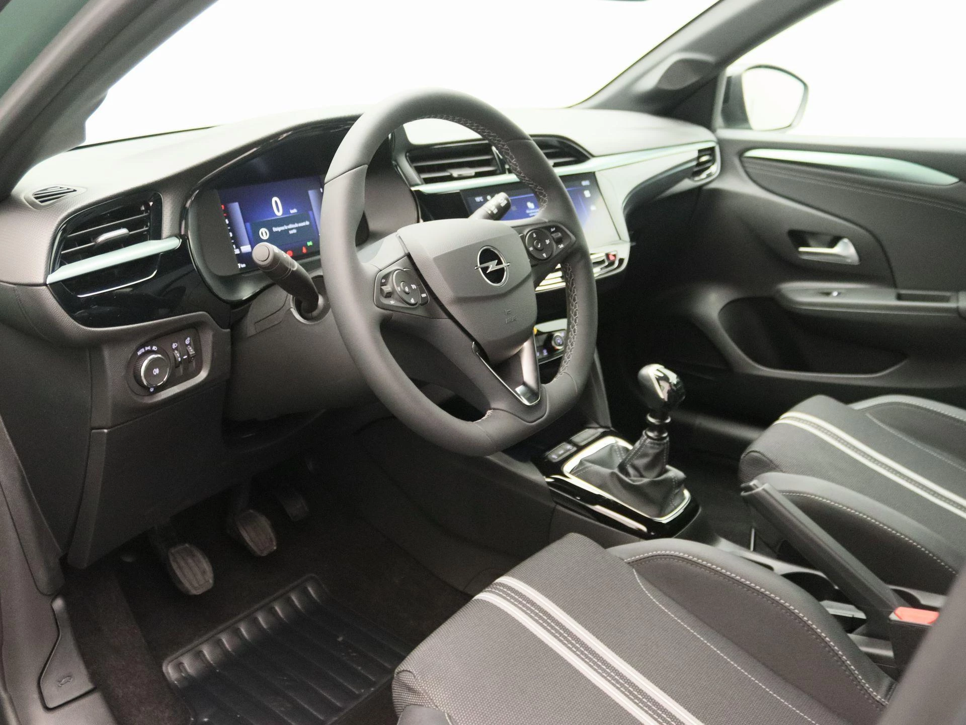 Opel Corsa 1.2 Turbo Yes