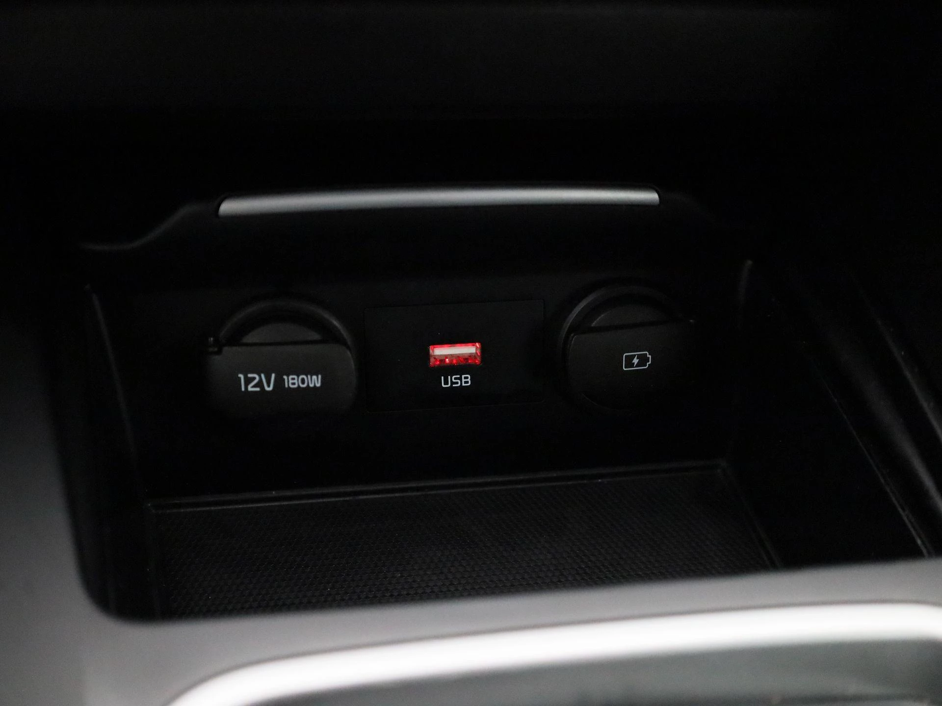 Kia-Ceed Sportswagon-image-21