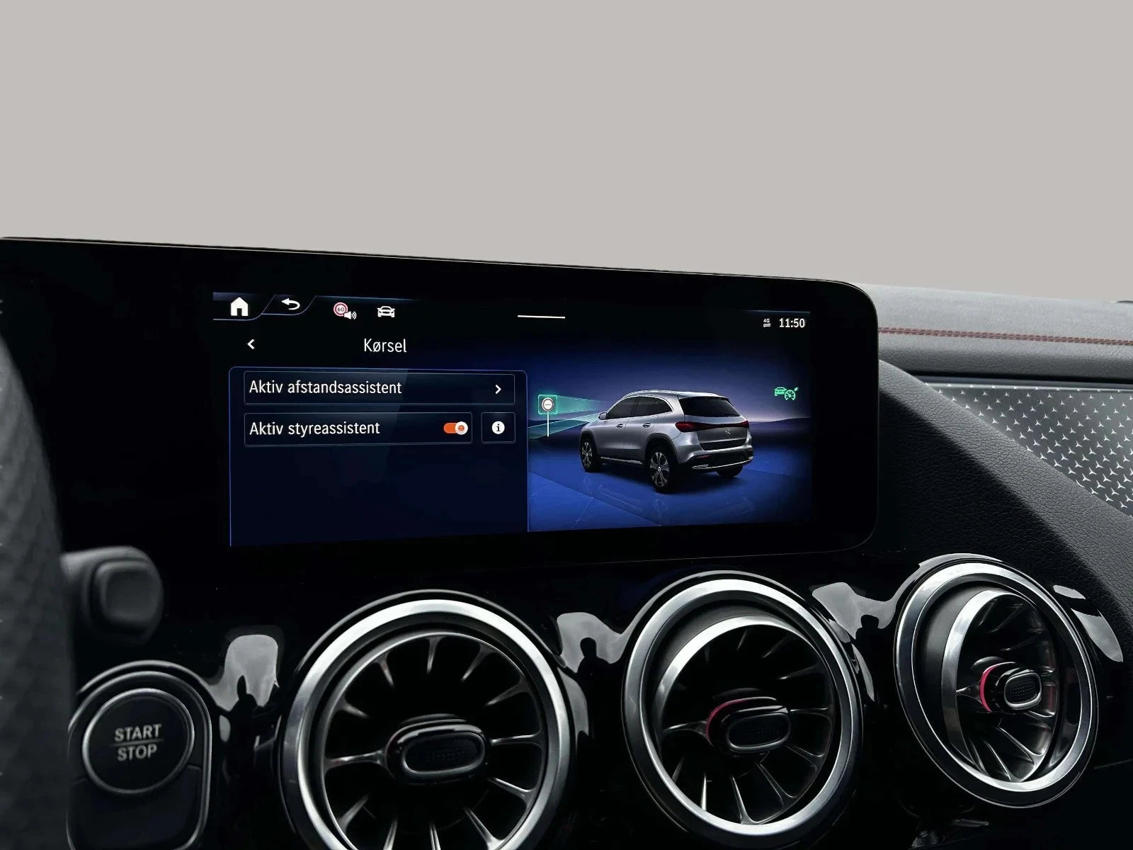 Mercedes-Benz-EQA-image-19