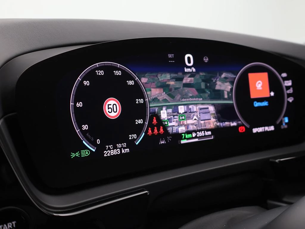 Porsche Cayenne Coupé E-Hybrid Cayenne E-Hybrid Coupé *FULL OPTION*HEAD UP*SPORT EXHAUST*SPORT CHRONO*HEATED SEATS*BLACK WHEELS*...