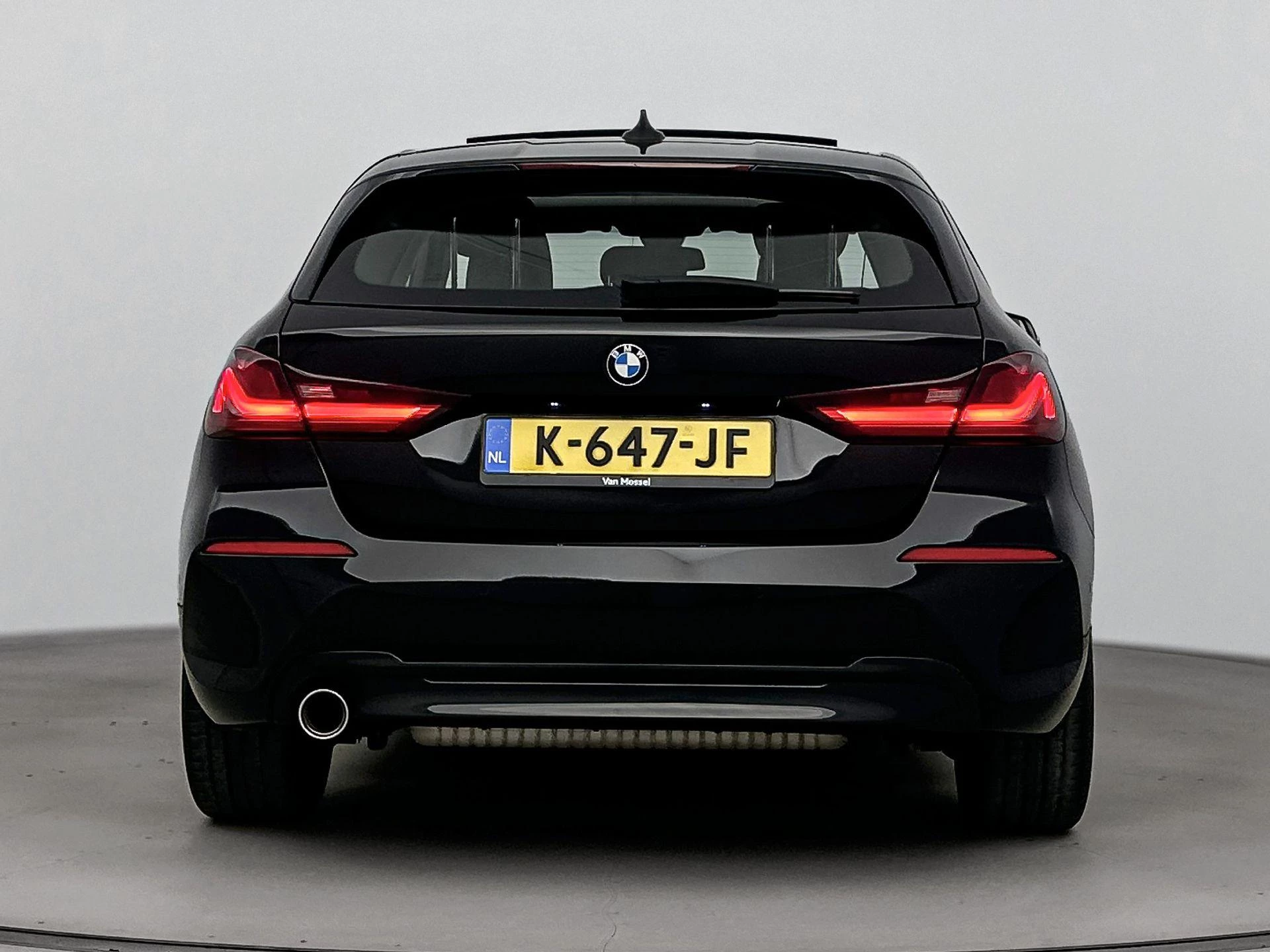 BMW-1 Serie-image-2