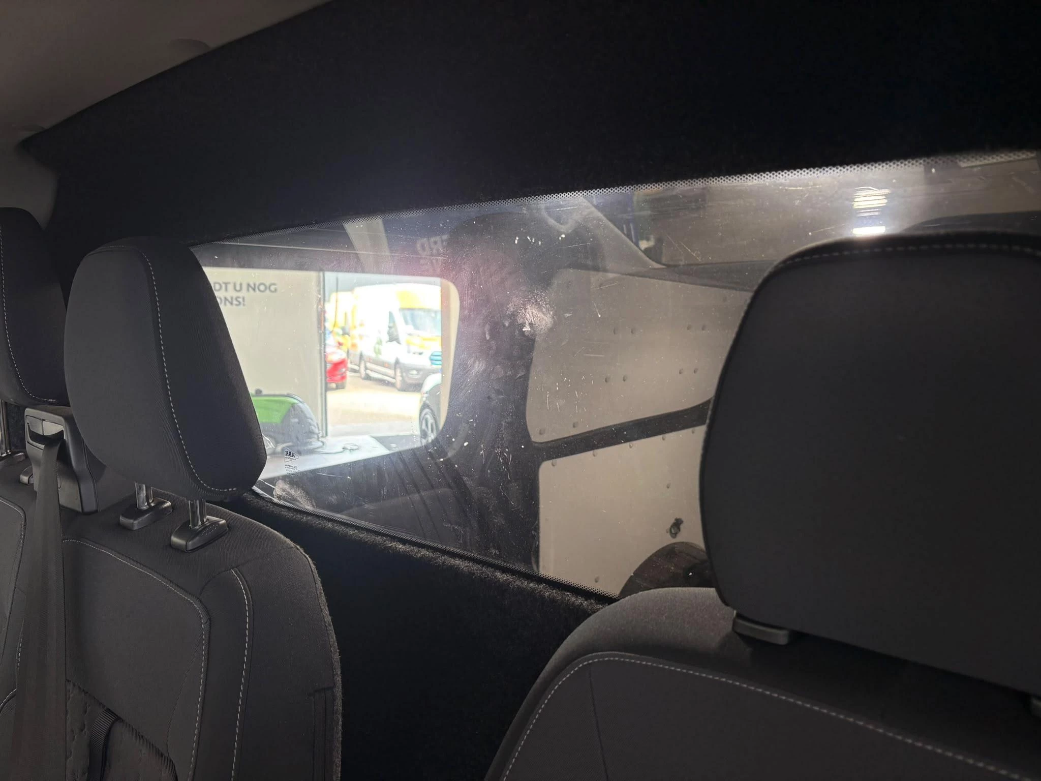 Ford E-Transit Cust. 320 L2H1 Limited 65 kWh