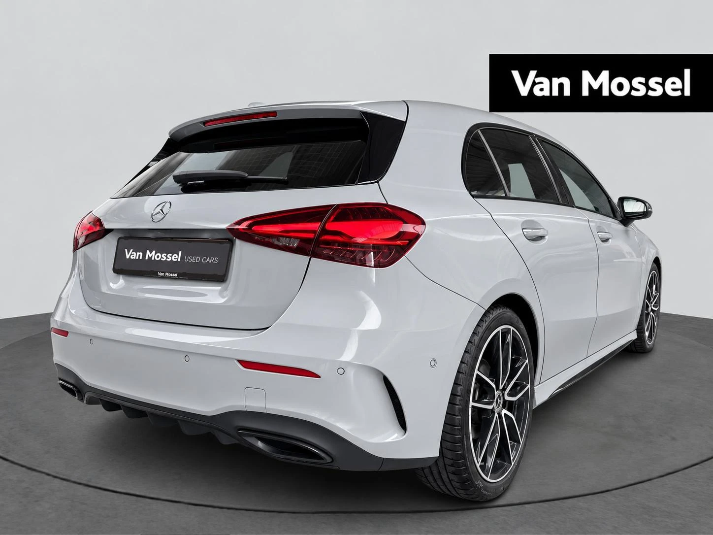 Mercedes-Benz-A-Klasse-image-3