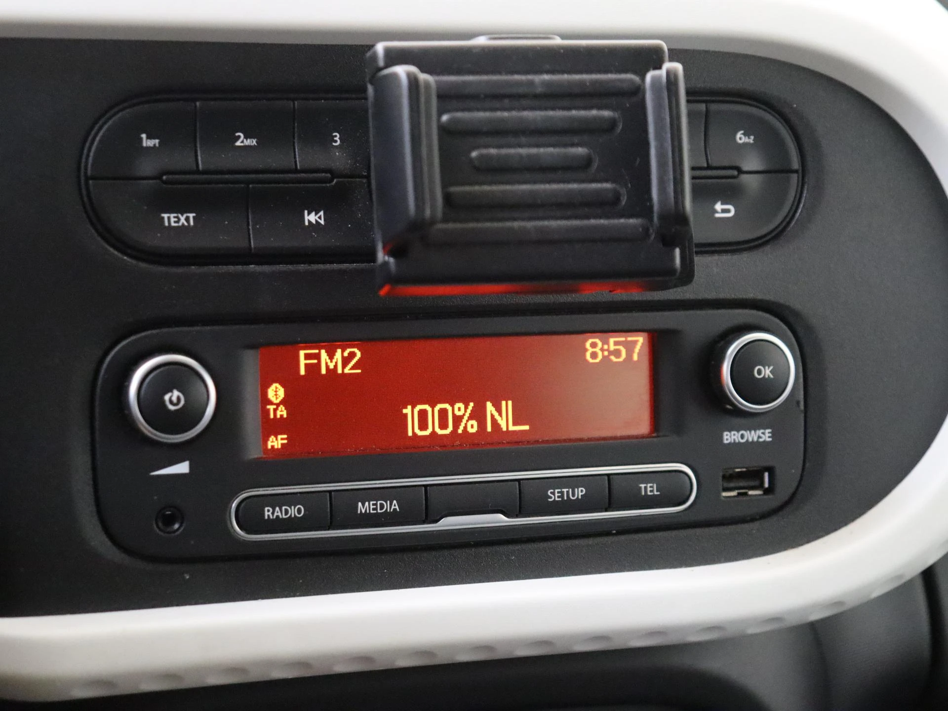 Renault-Twingo-image-19