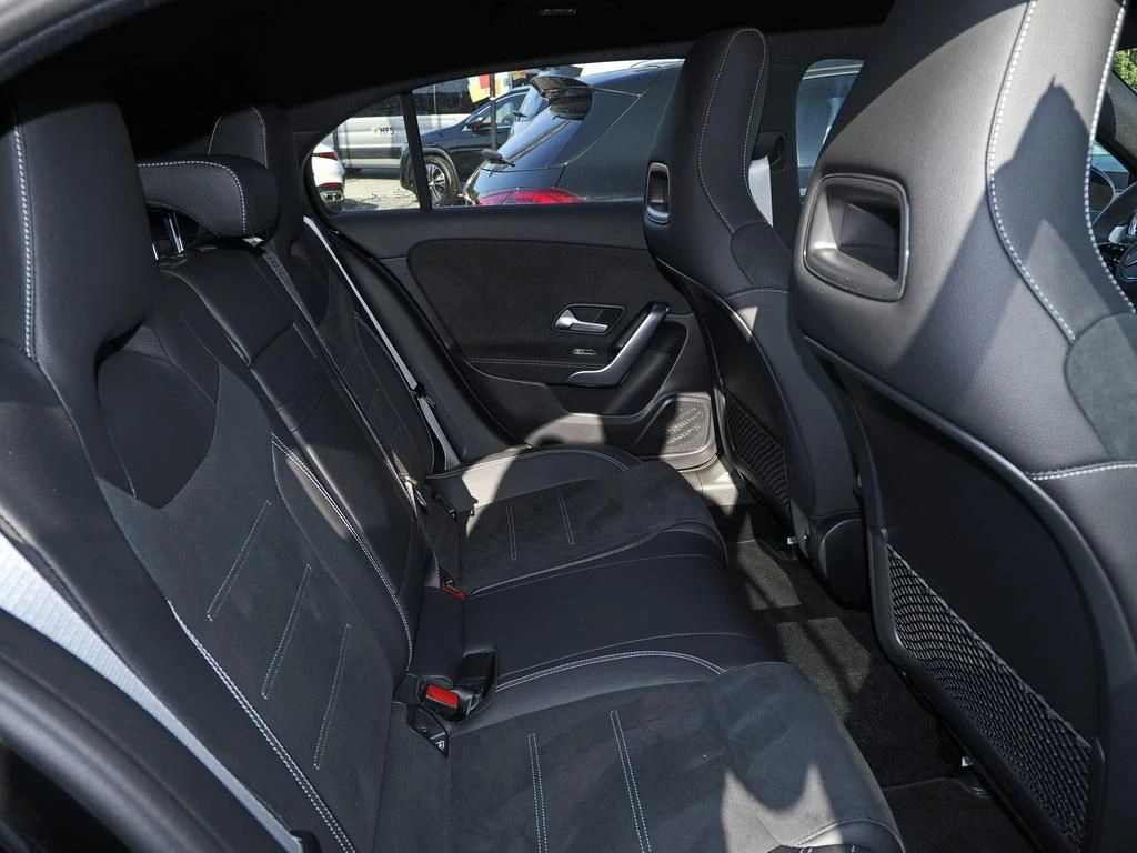 Mercedes-Benz-A-Klasse 200-image-14