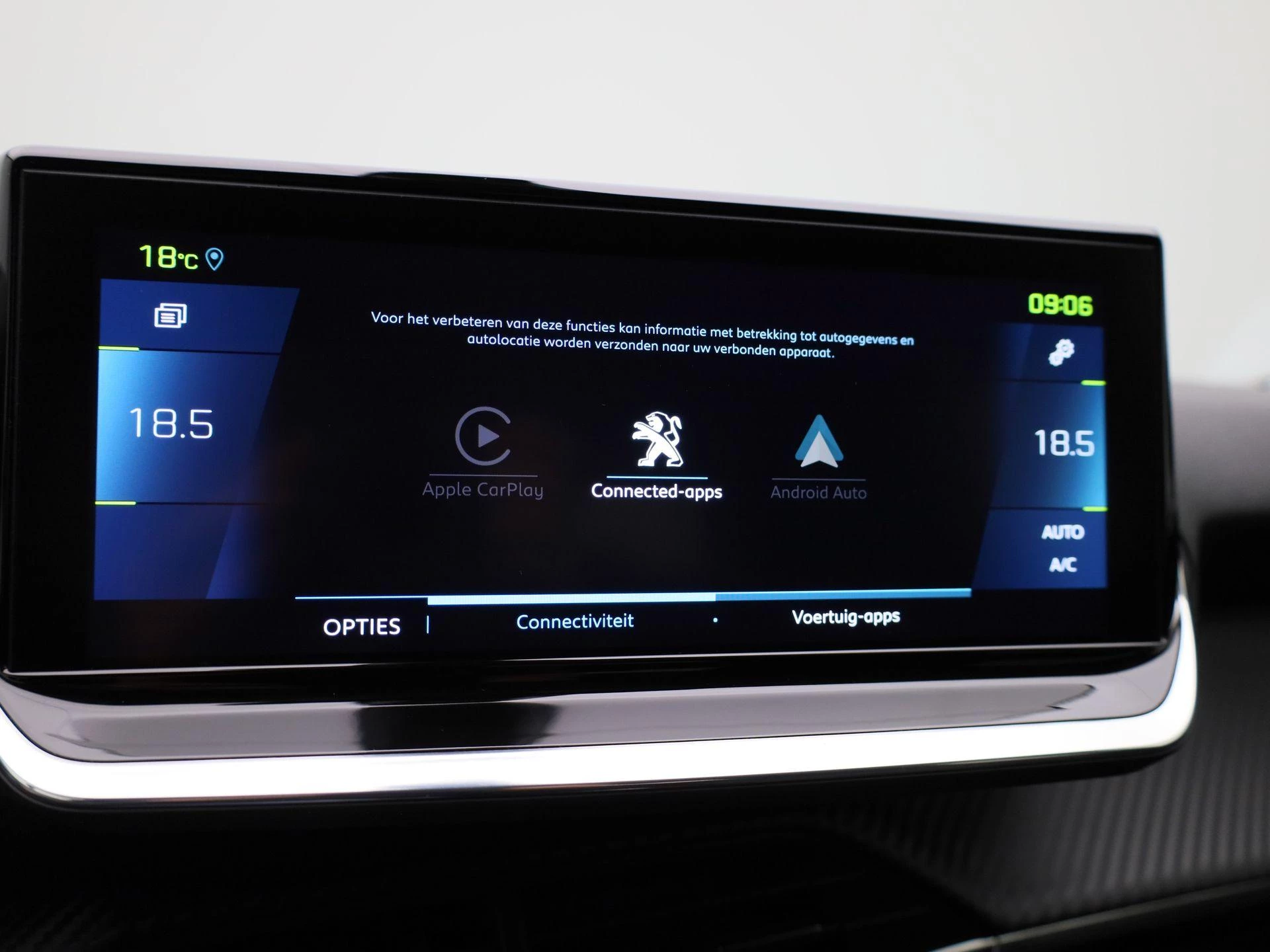 Peugeot-e-2008-image-33