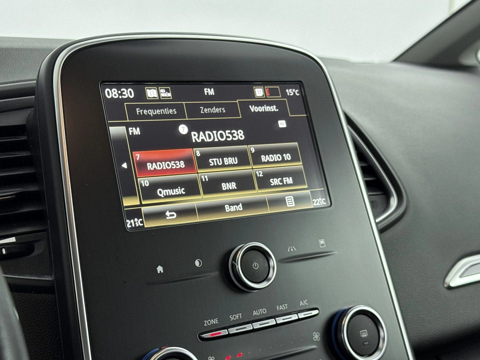 Renault-Grand Scénic-image-6