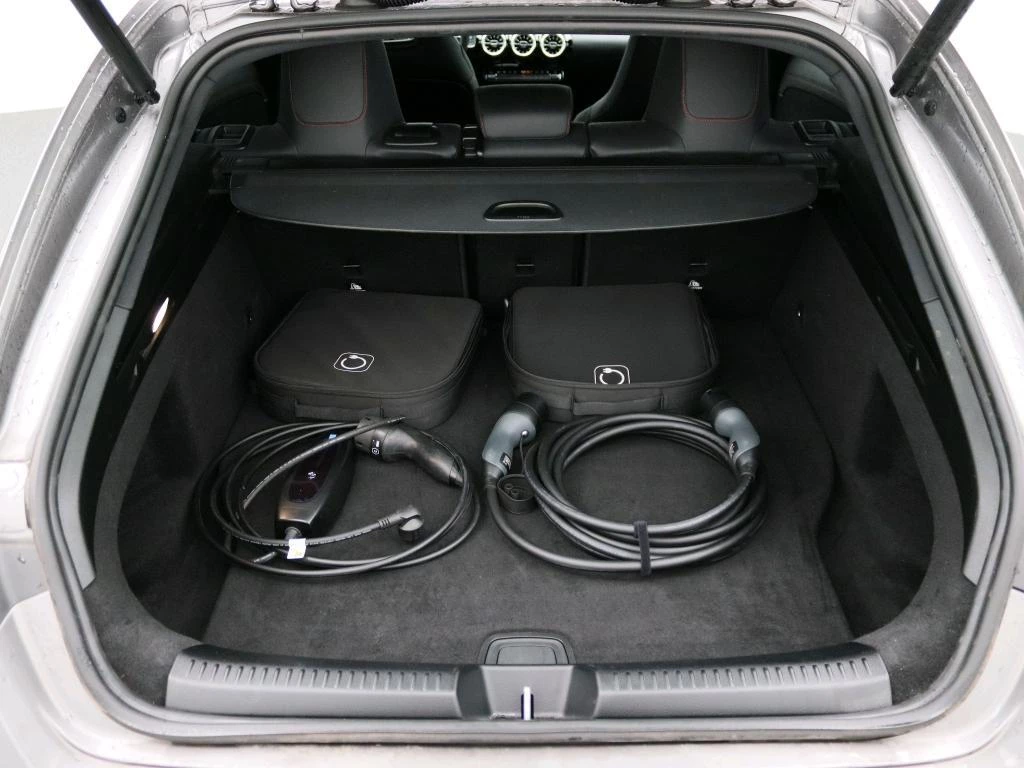 Mercedes-Benz CLA 250e star edition Shooting Brake + AMG + NIGHTPAKKET + CARPLAY + KEY LESS +