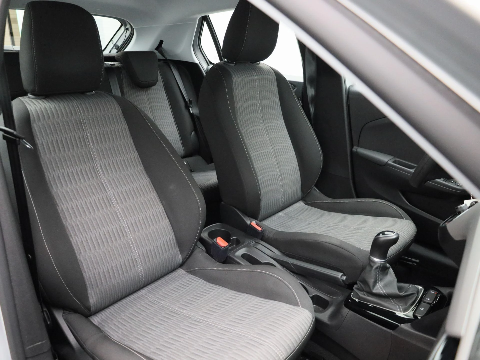 Opel-Corsa-image-31