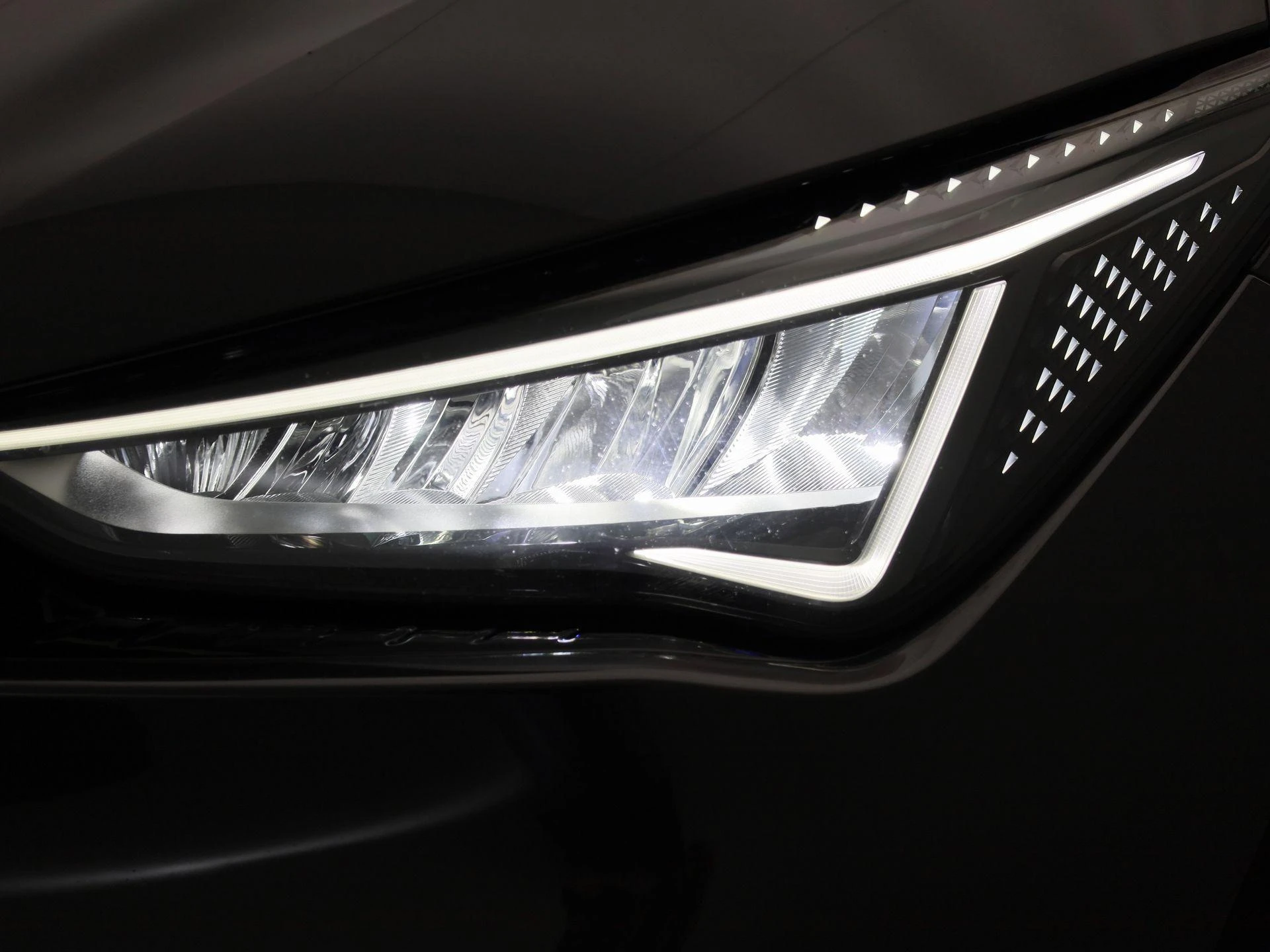 CUPRA-Born-image-13