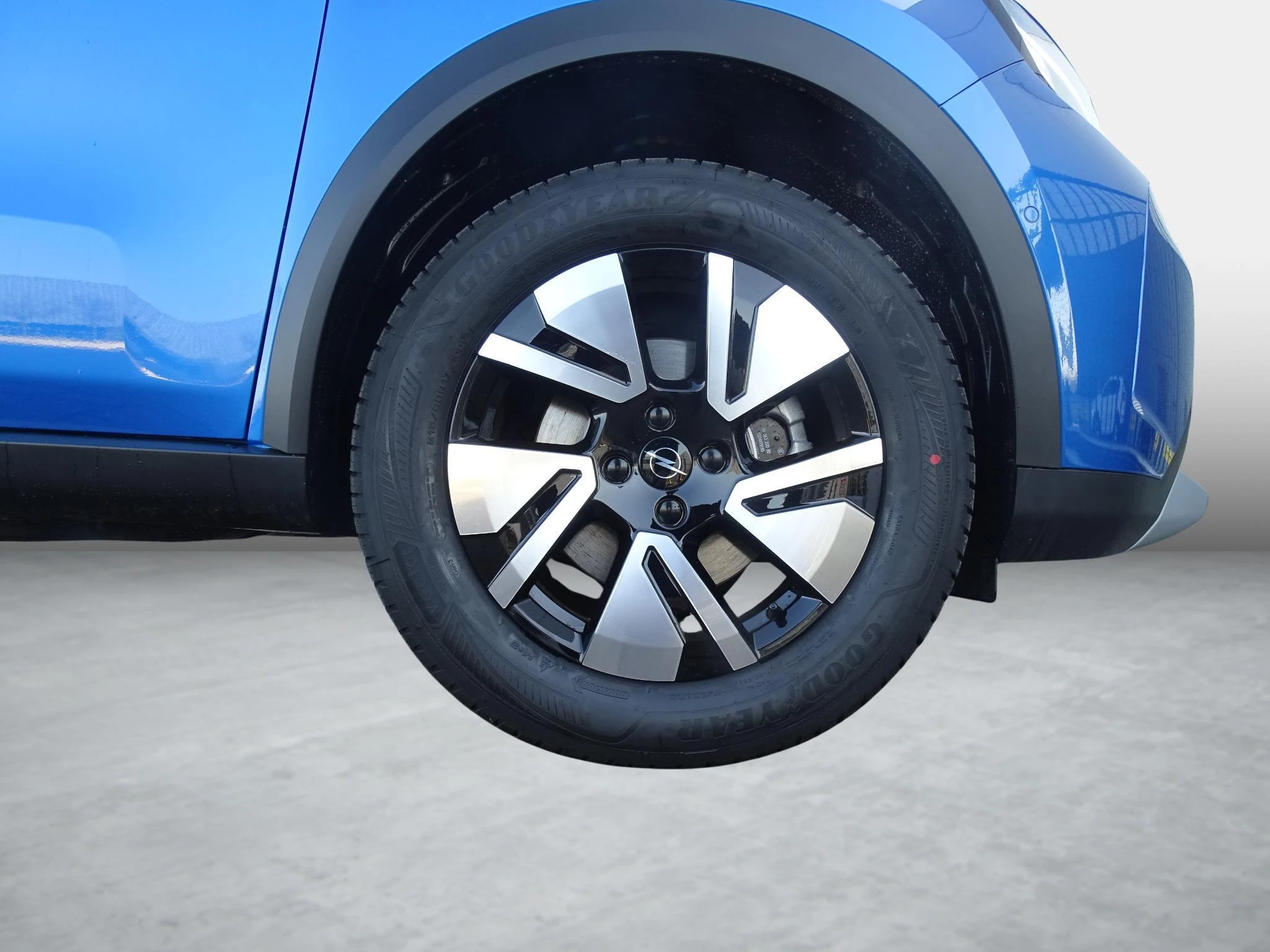 Opel-Frontera-image-7