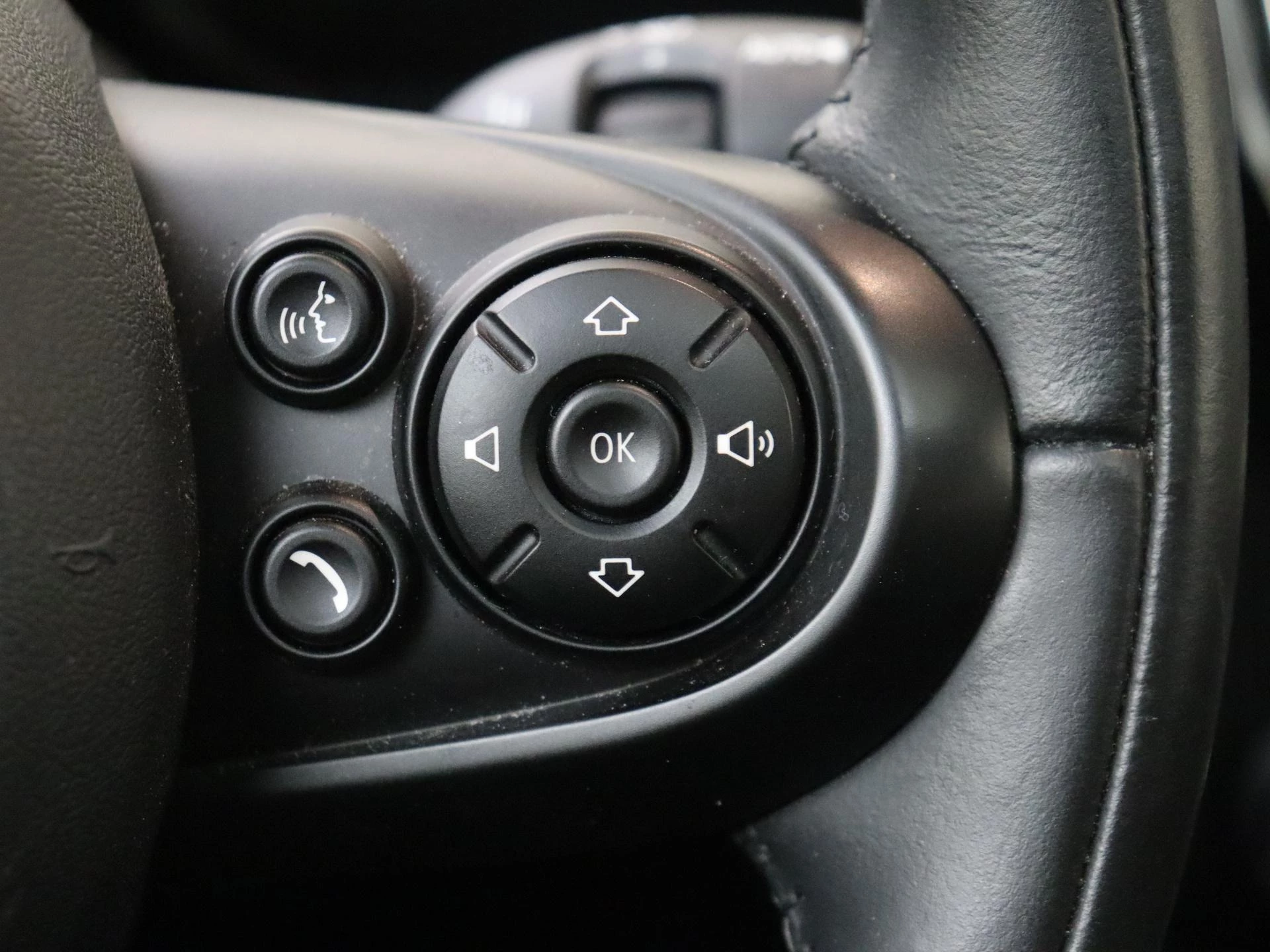 MINI-Countryman-image-17