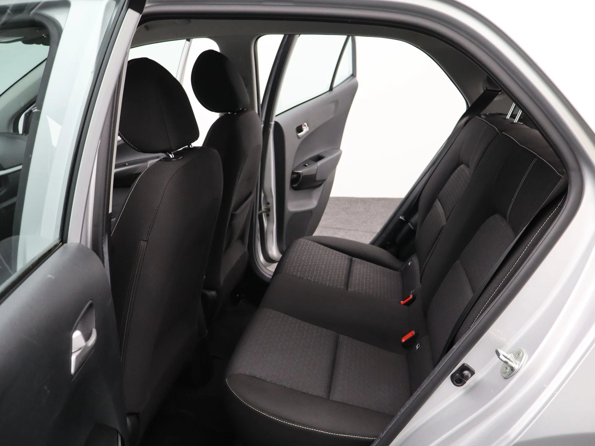Kia-Picanto-image-13