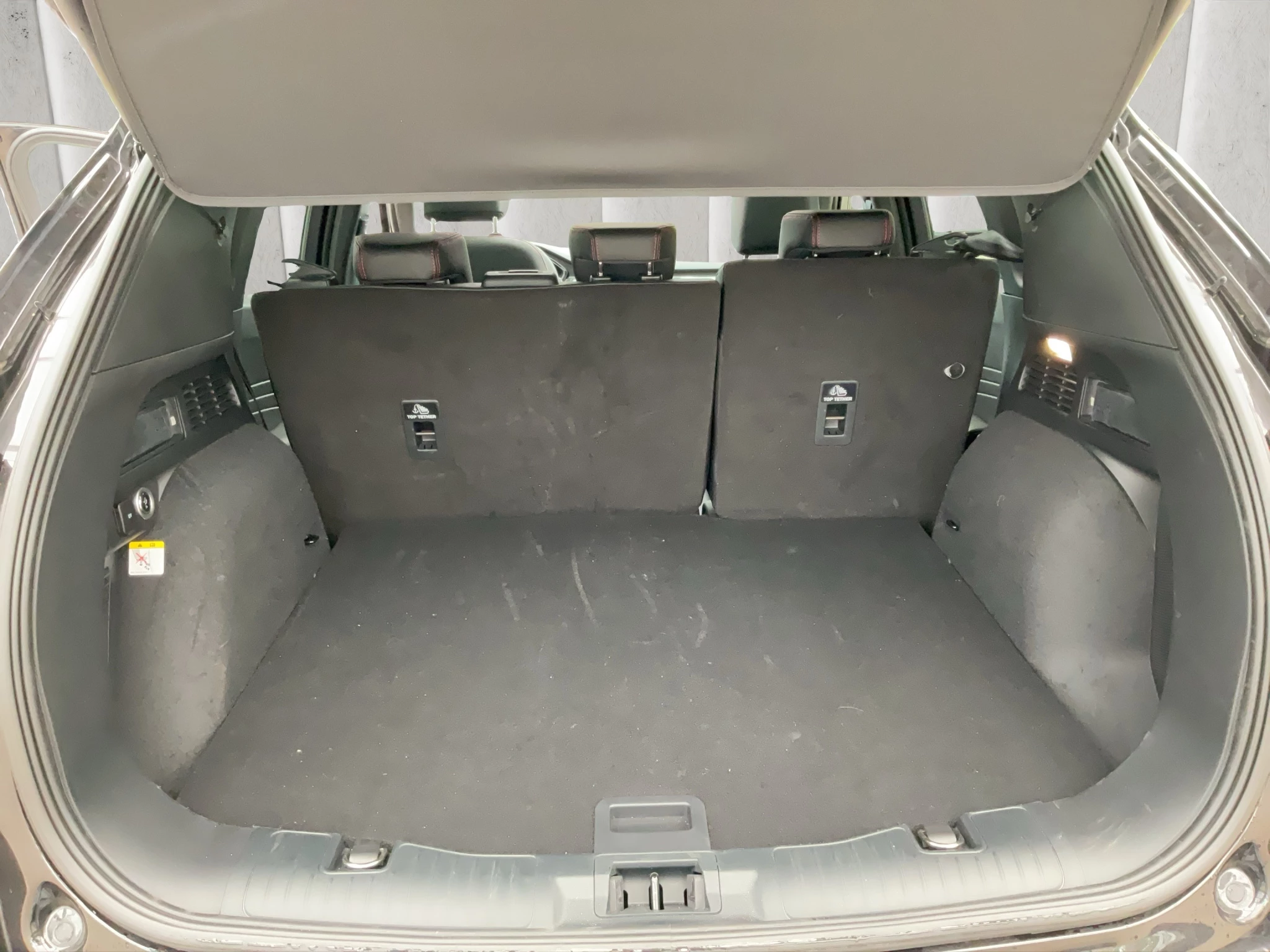 Ford Kuga ST-Line X*PANO*AHK*KAM*ACC*NAVI*SOUND-SYS.