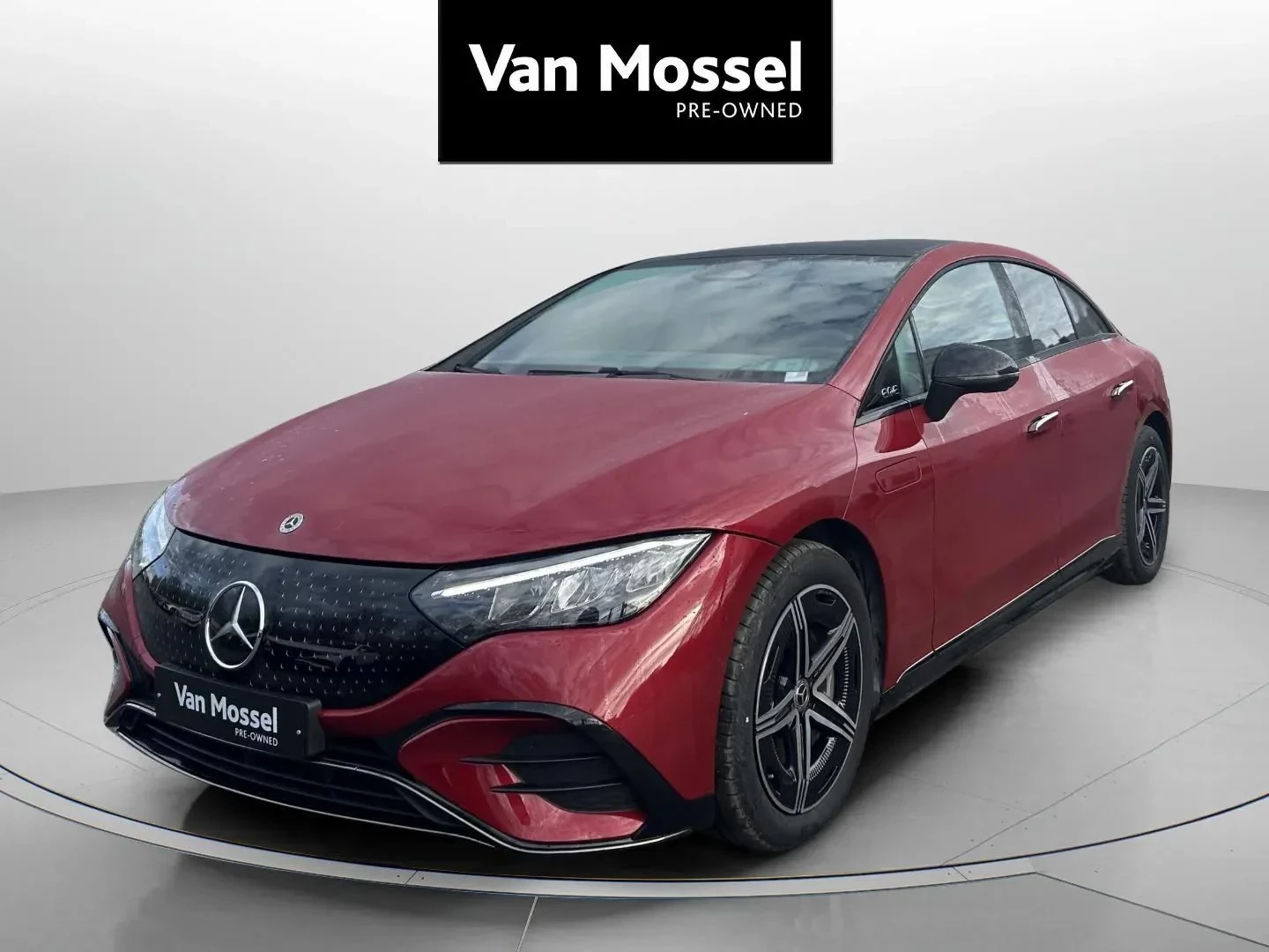 Mercedes-Benz-EQE-image-0