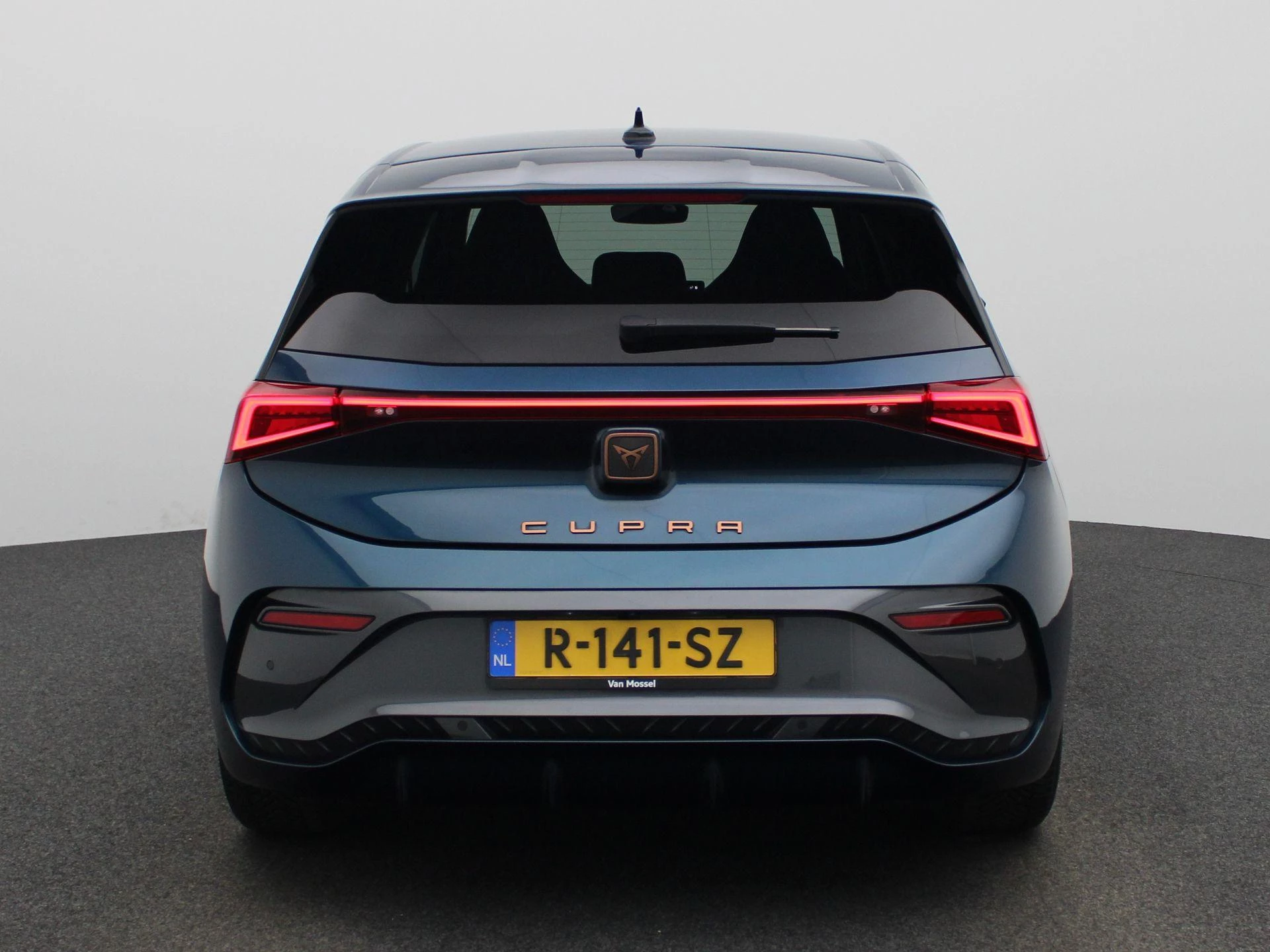 CUPRA Born Adrenaline 62 kWh
