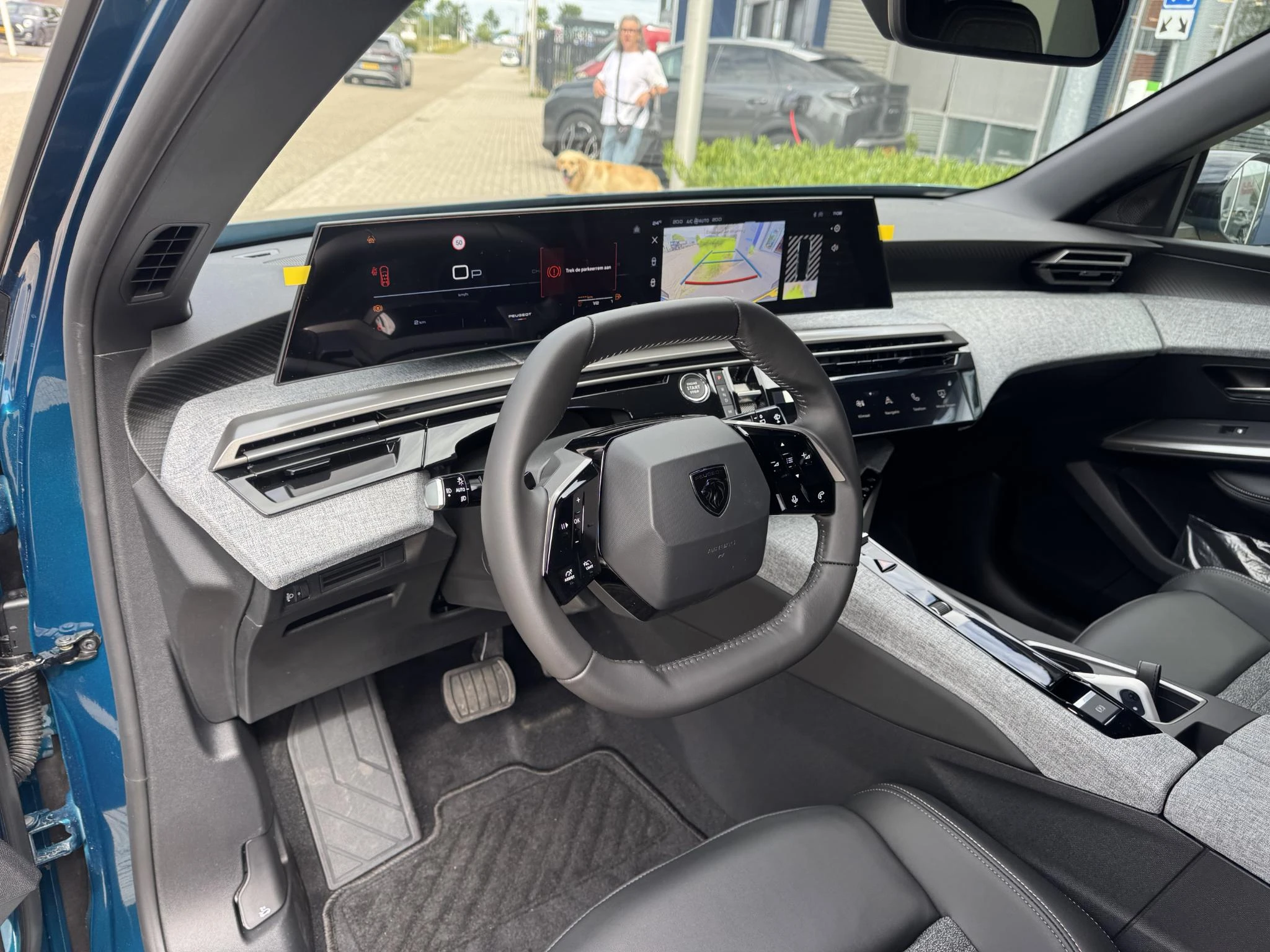 Peugeot-5008-image-6
