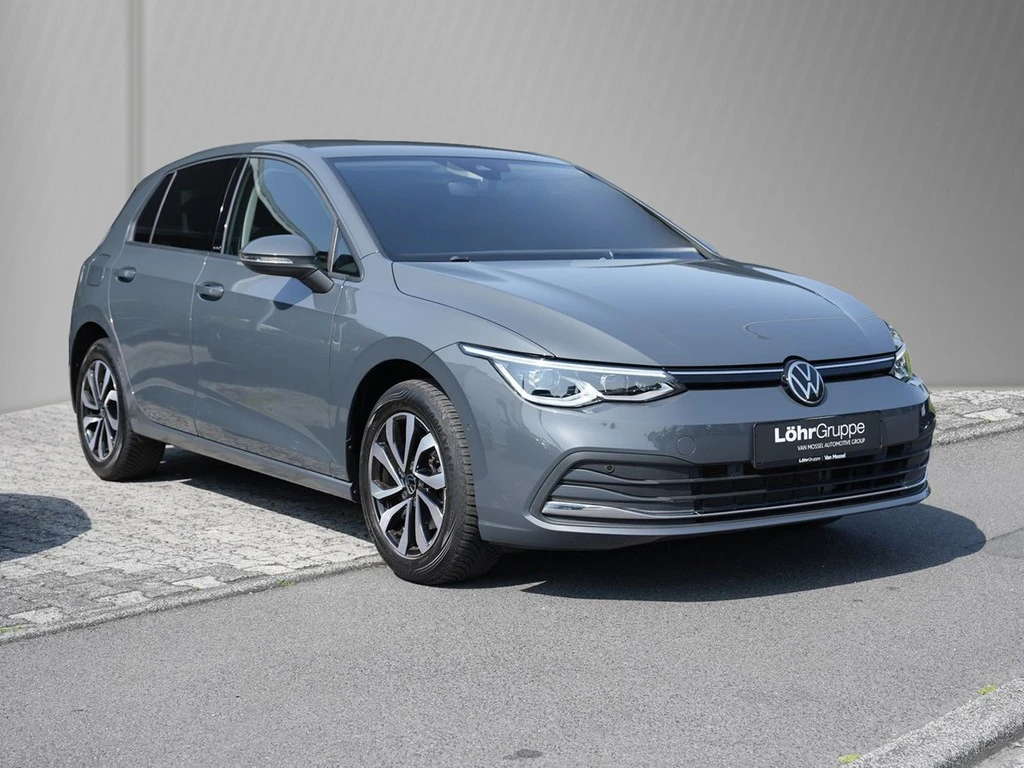 Volkswagen-Golf-image-2