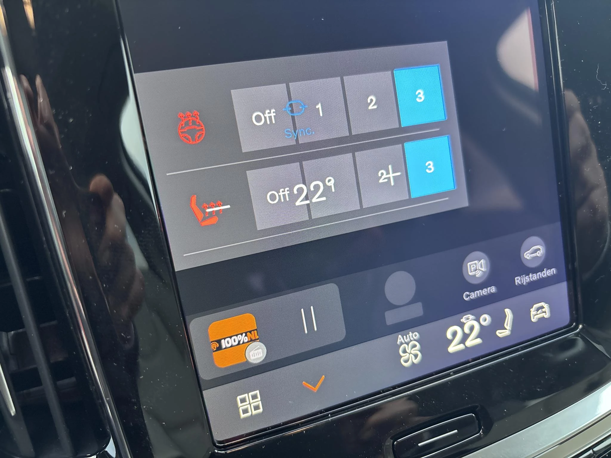 Volvo V60 T8 Plug-in hybrid AWD Plus Dark