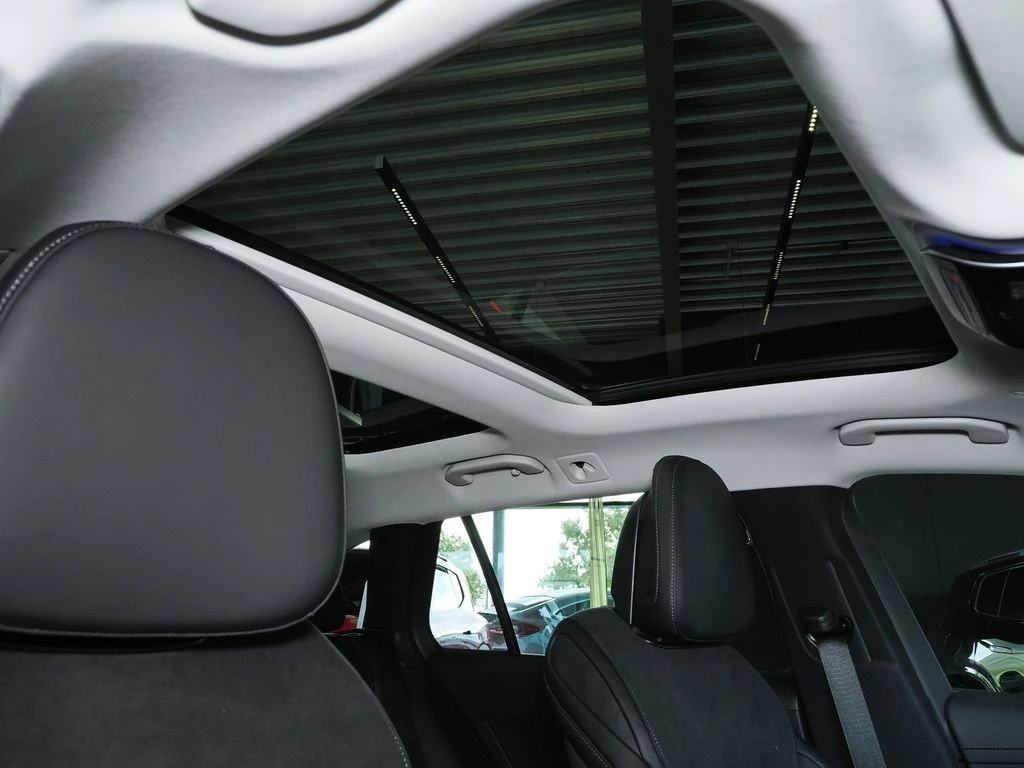 Mercedes-Benz-C-Klasse 200-image-11