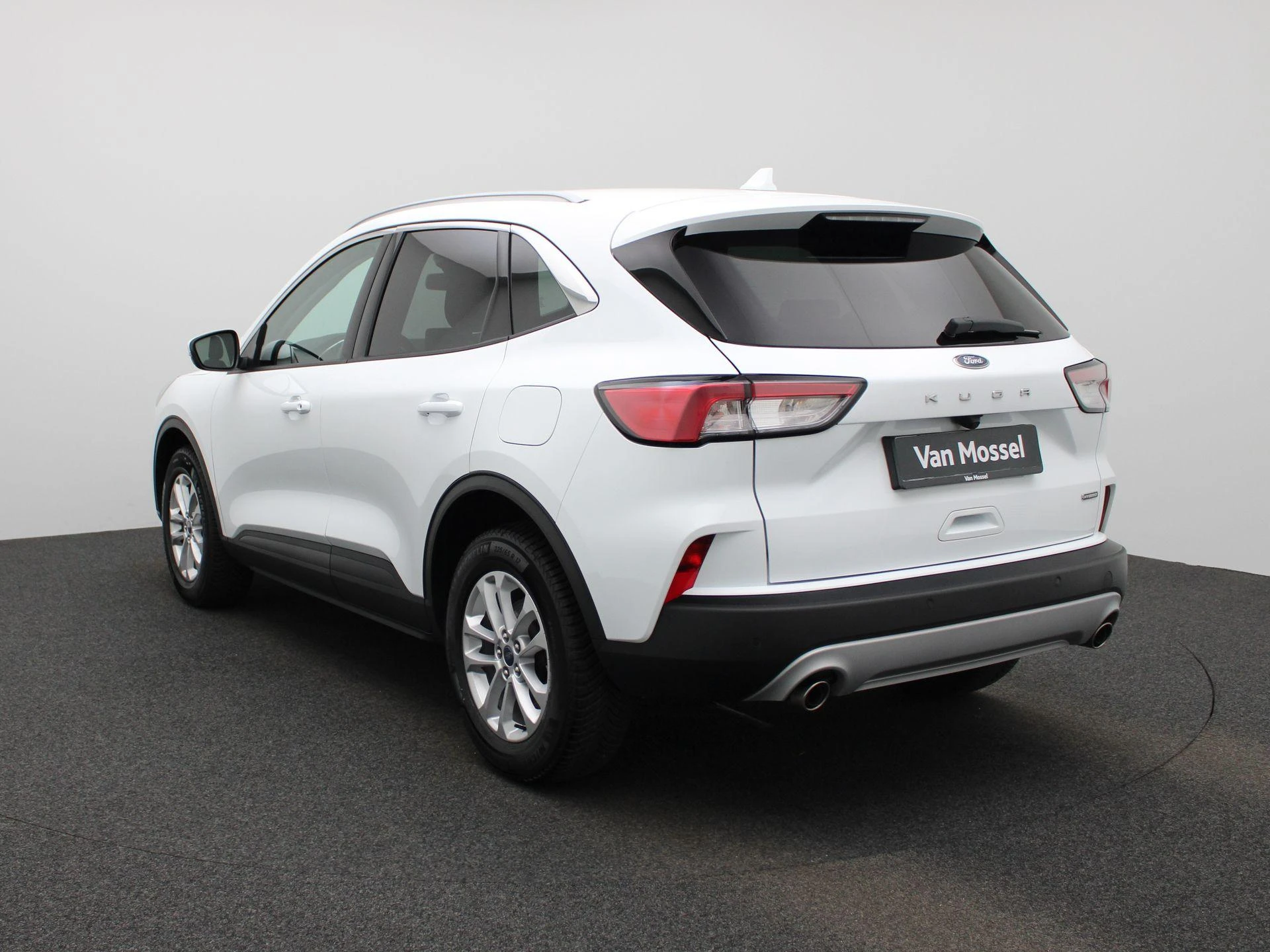 Ford-Kuga-image-1