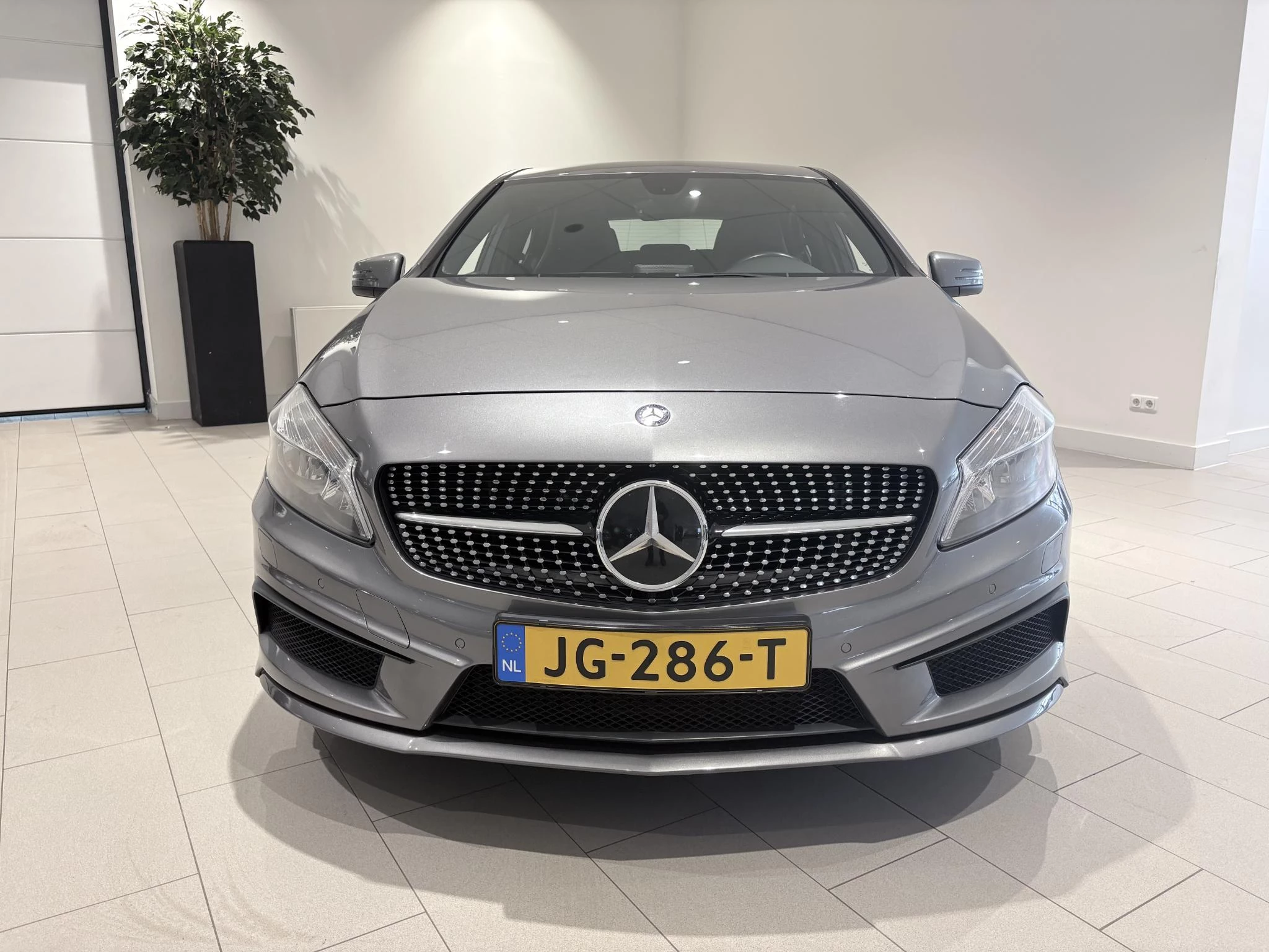 Mercedes-Benz-A-Klasse-image-9