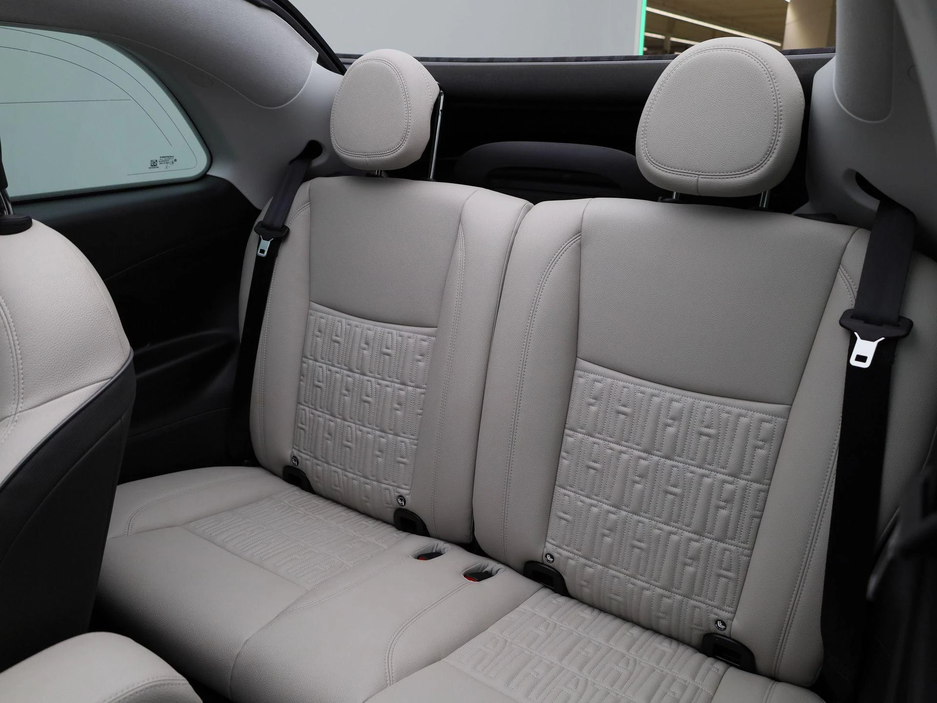 Fiat-500e-image-10