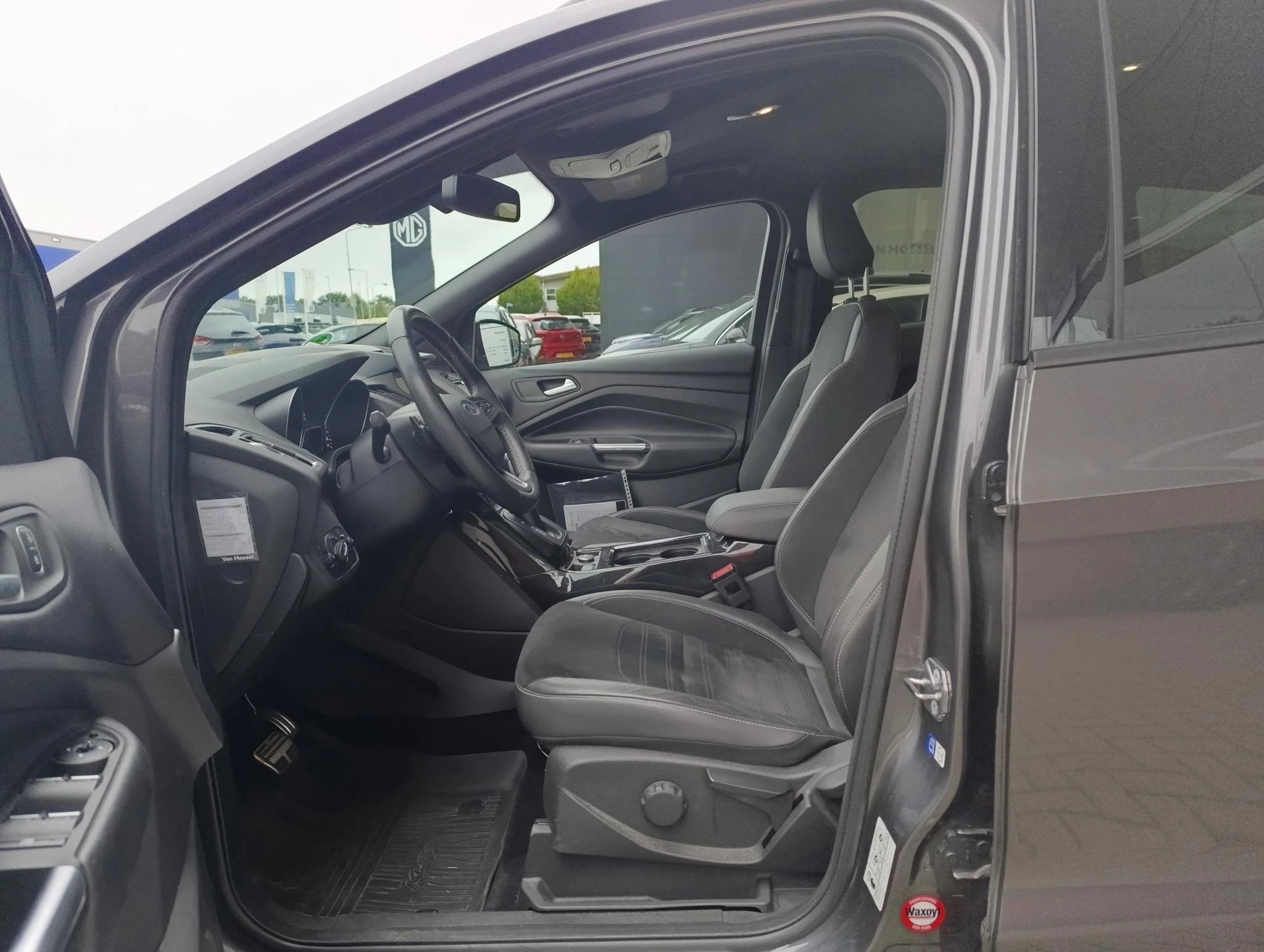 Ford-Kuga-image-11