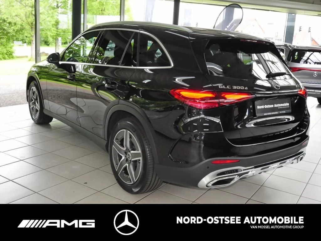 Mercedes-Benz GLC 300 d AMG 4M AHK DISTRONIC MBUX SHZ KEYLESS AMG LineX254 GLC 300 d AMG 4M AHK DISTRONIC MBUX SHZ KEYLESS AMG Line