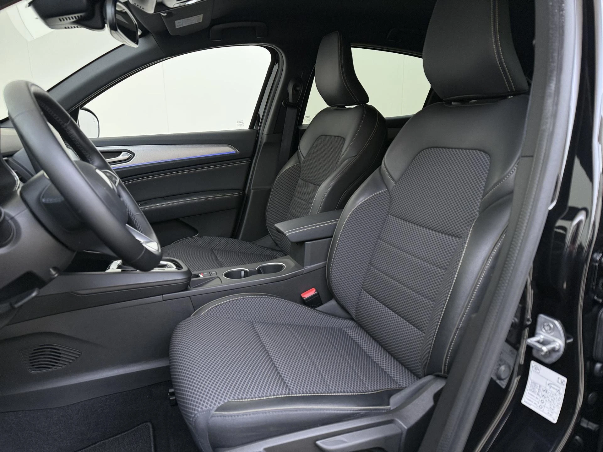 Renault-Arkana-image-14