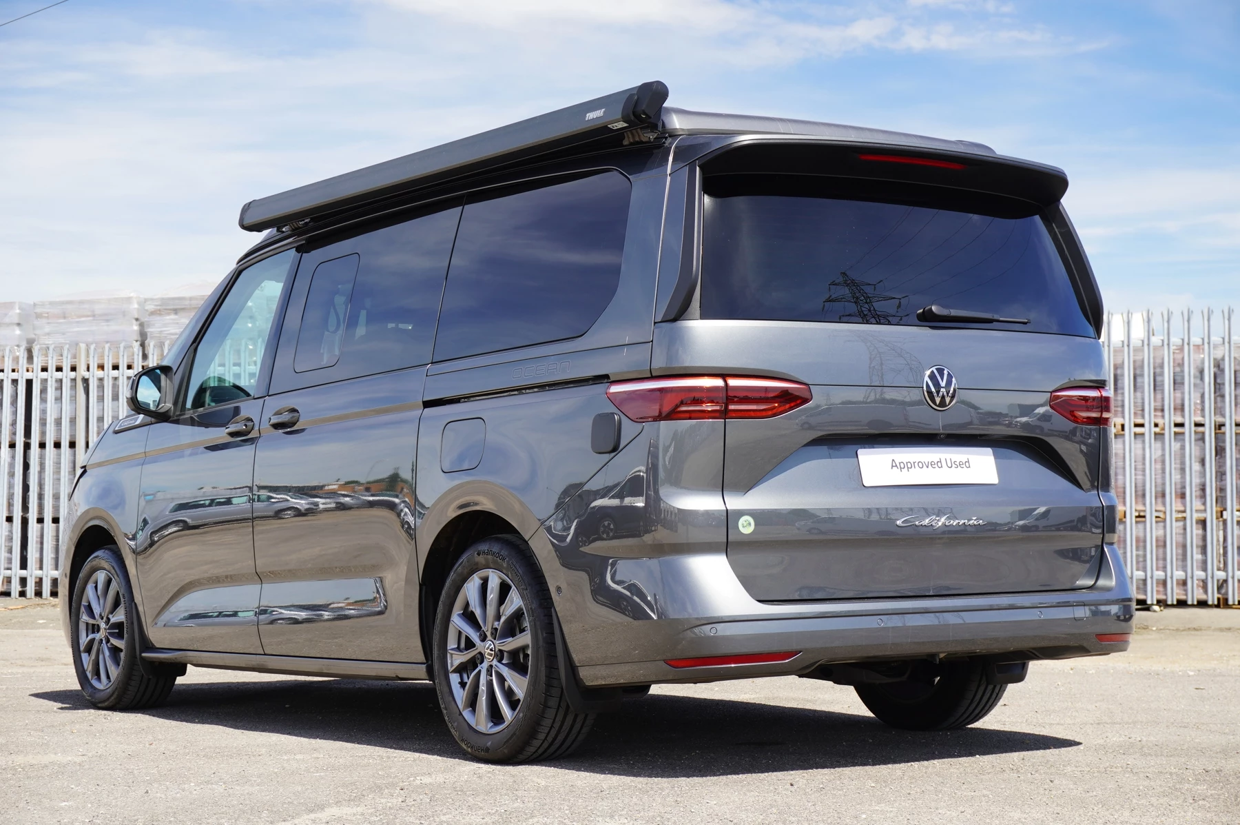 Volkswagen-California-image-2