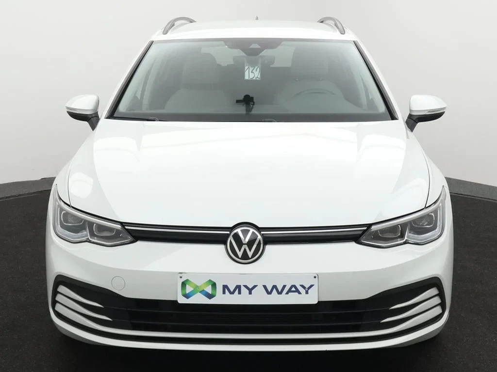Volkswagen-Golf-image-5