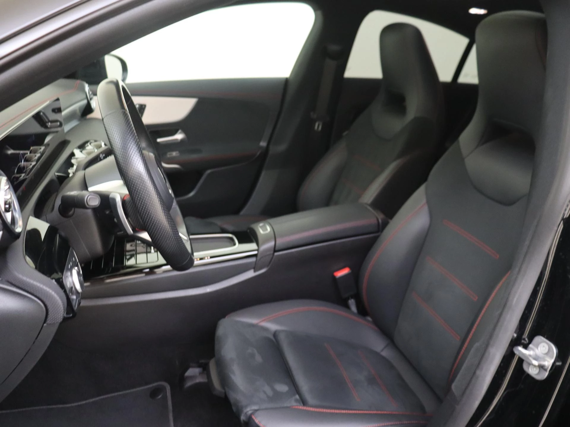 Mercedes-Benz CLA 250 e Star Edition AMG Line Plus