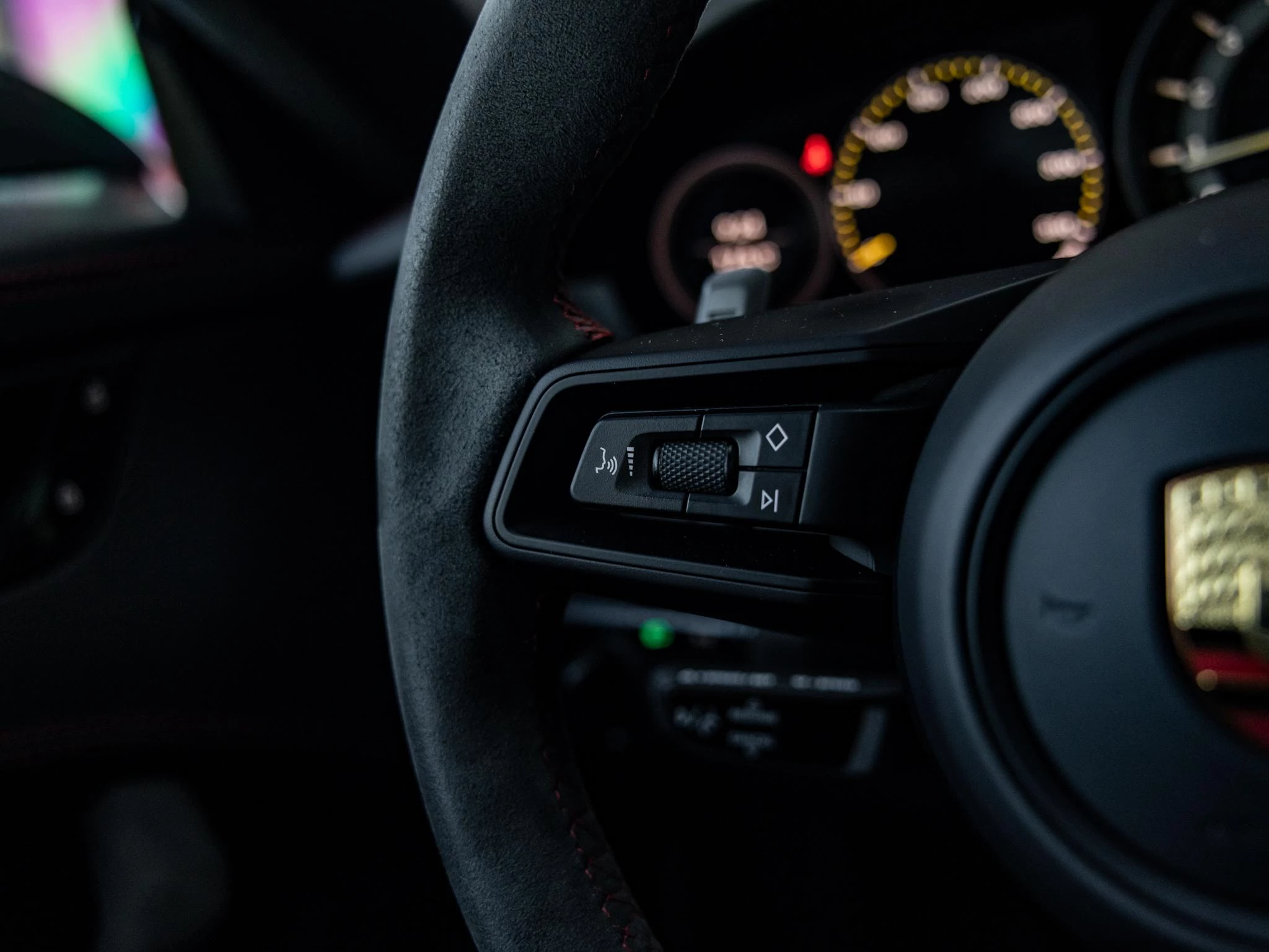 Porsche-911-image-38