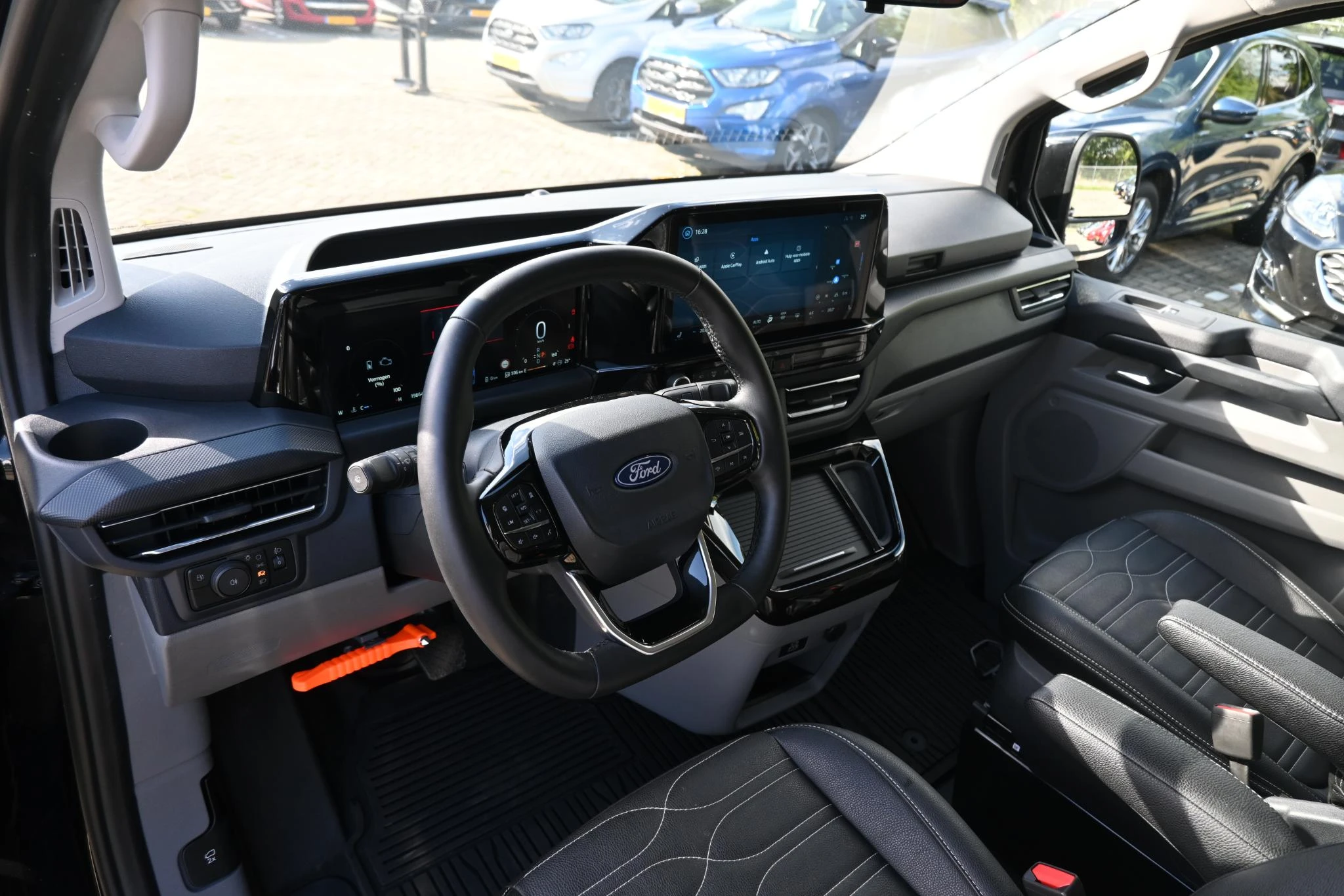 Ford-Transit Custom-image-14