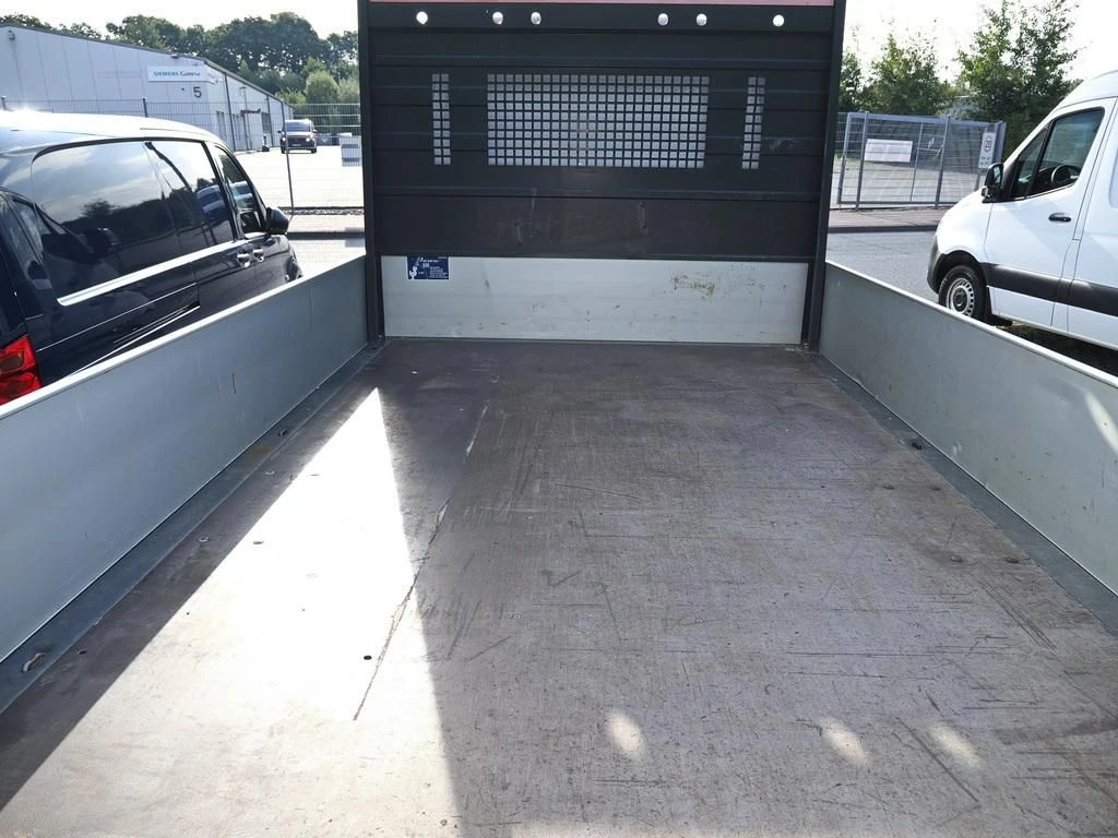 Mercedes-Benz-Sprinter 317-image-14