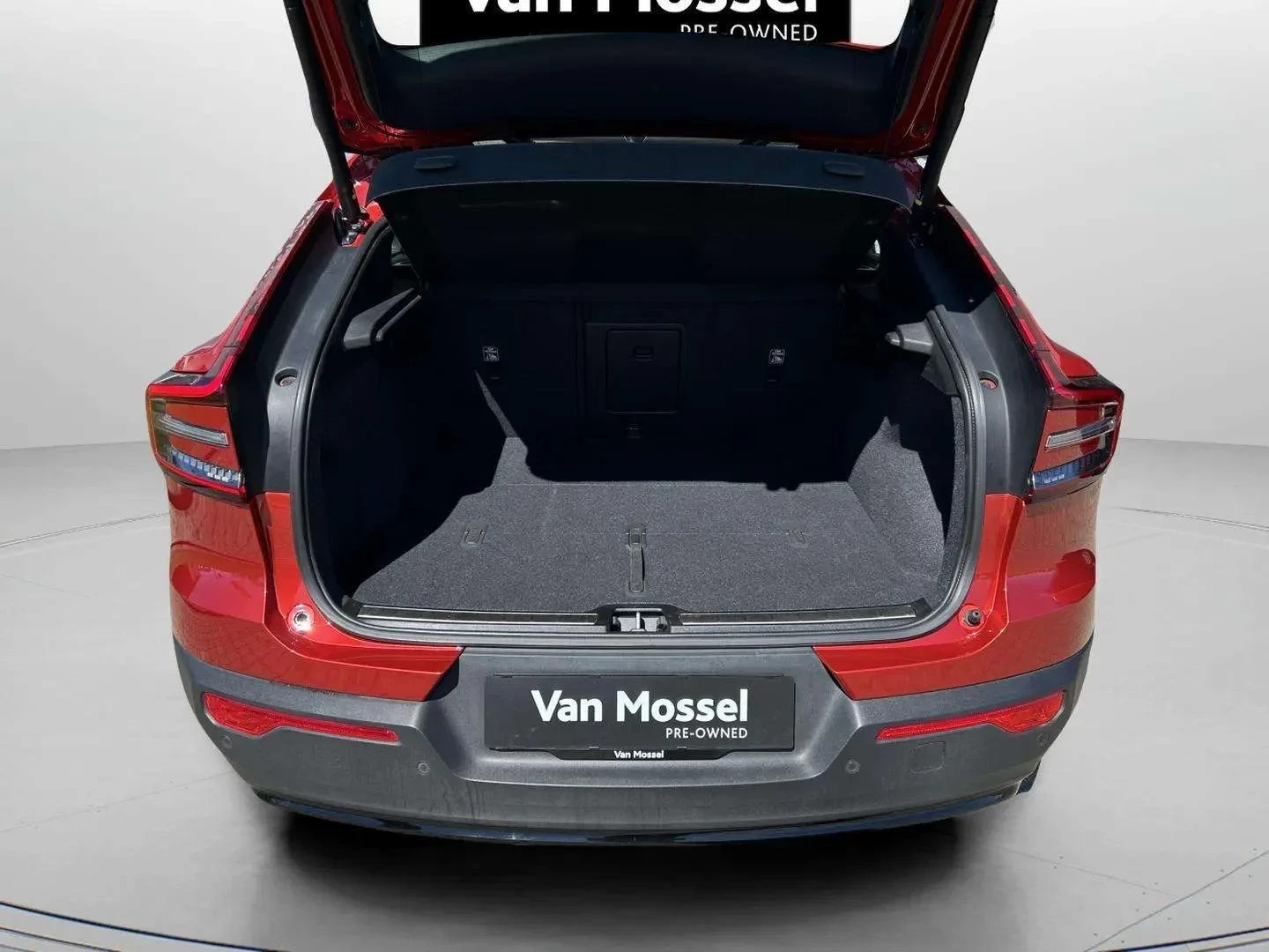 Volvo C40 P6 ReCharge Plus