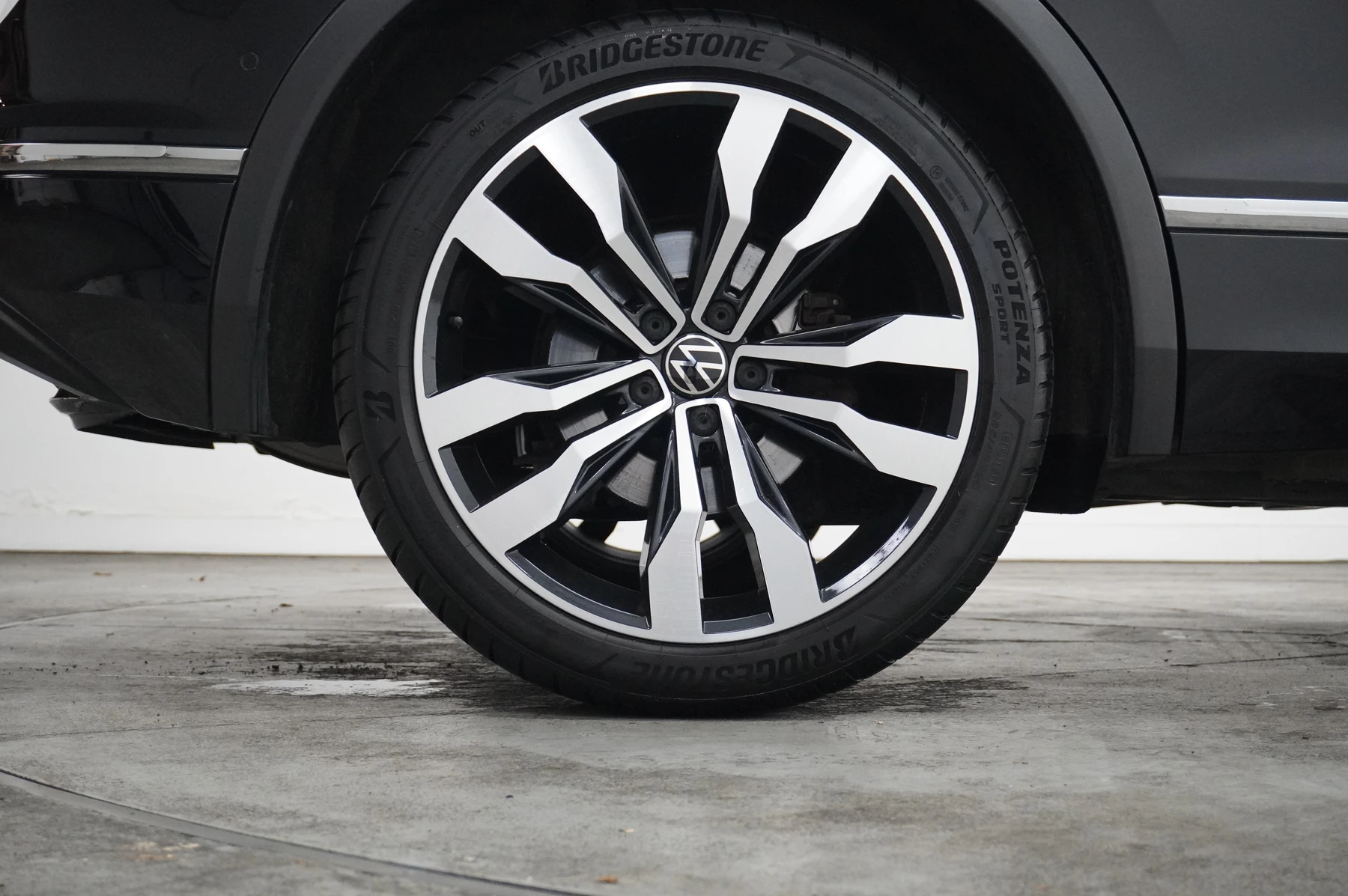 Volkswagen Tiguan 1.5 TSi EVO 150 R-Line Tech 5dr DSG
