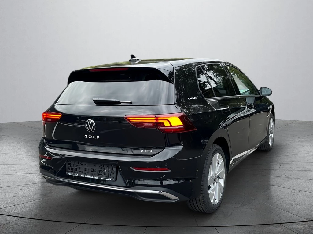 Volkswagen Golf 1,5 l eTSI 110 kW 7-DSG Life Energy AHK