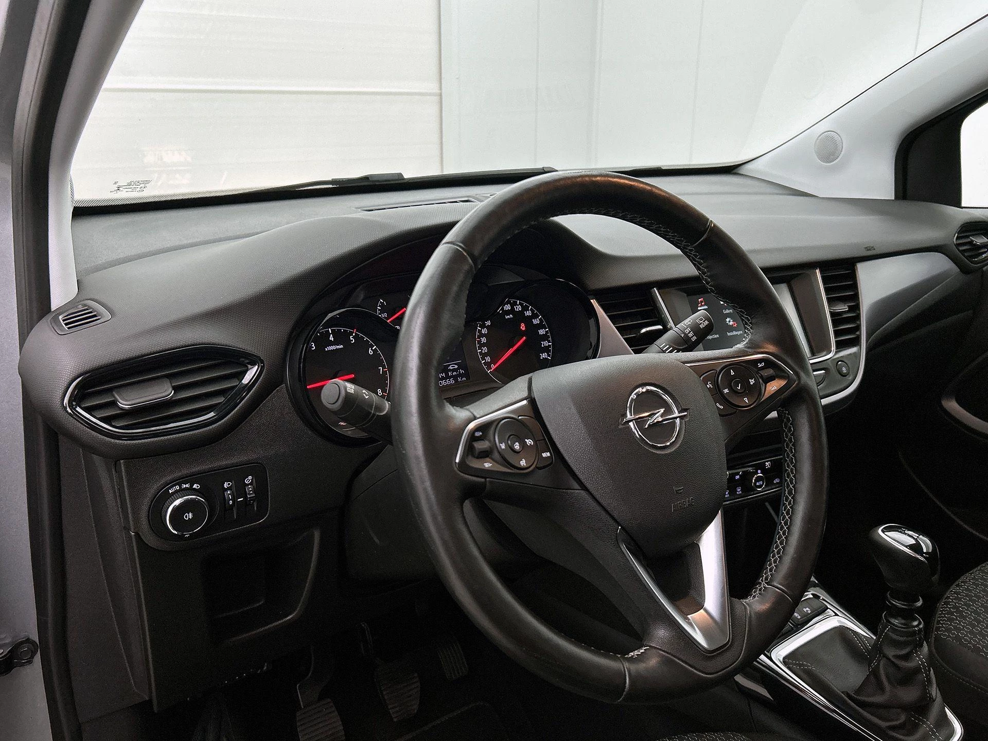 Opel-Crossland X-image-20