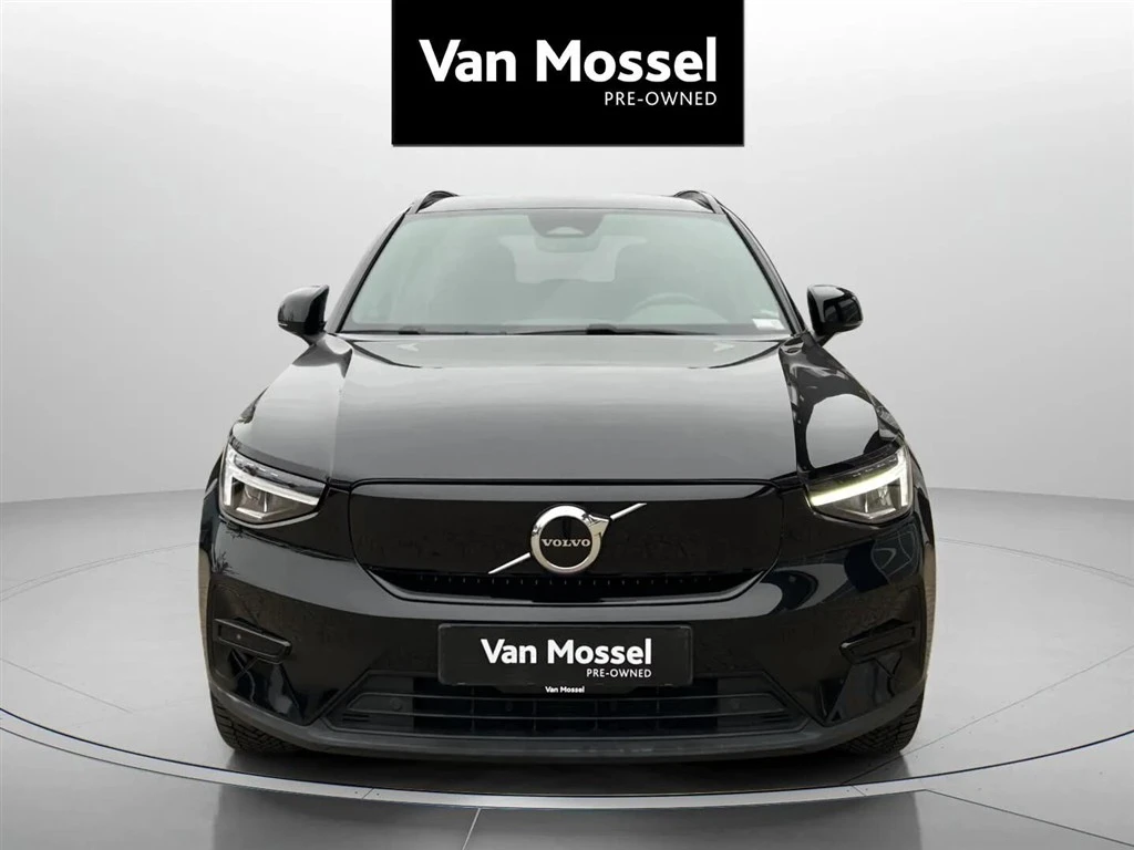Volvo-XC40-image-1