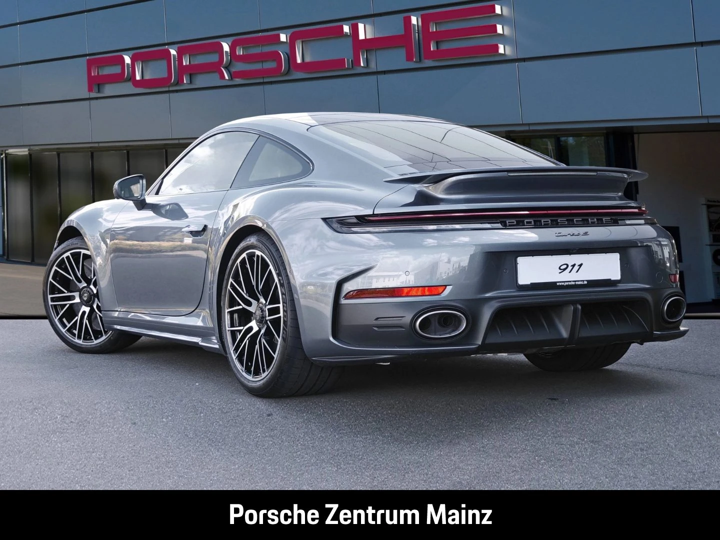 Porsche-911-image-4