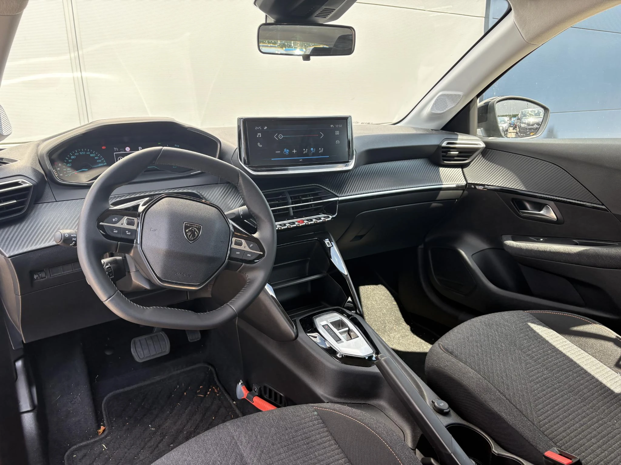 Peugeot-208-image-9